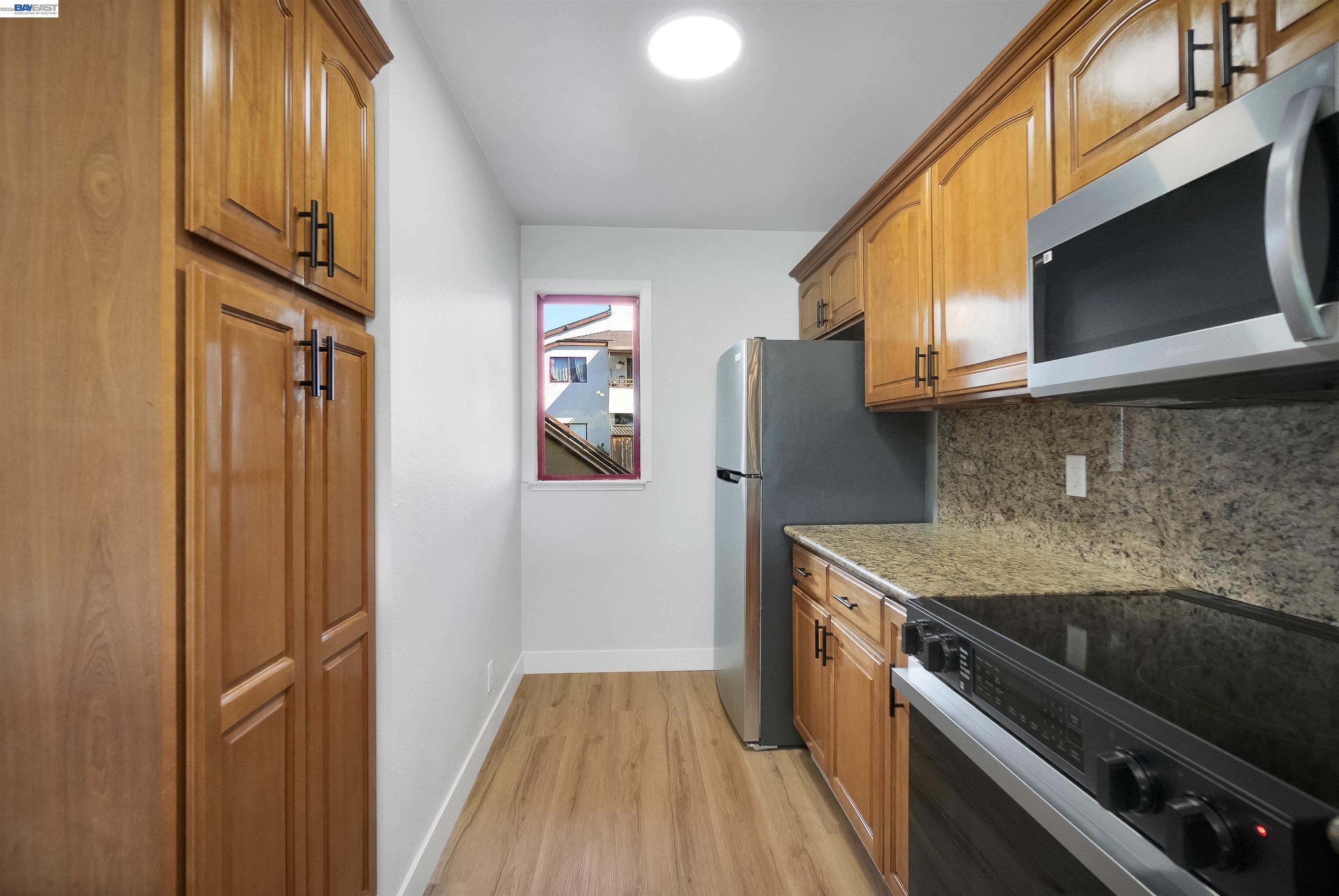 27949 Thornton Ct # 1B, Hayward CA 94544 — photo 11