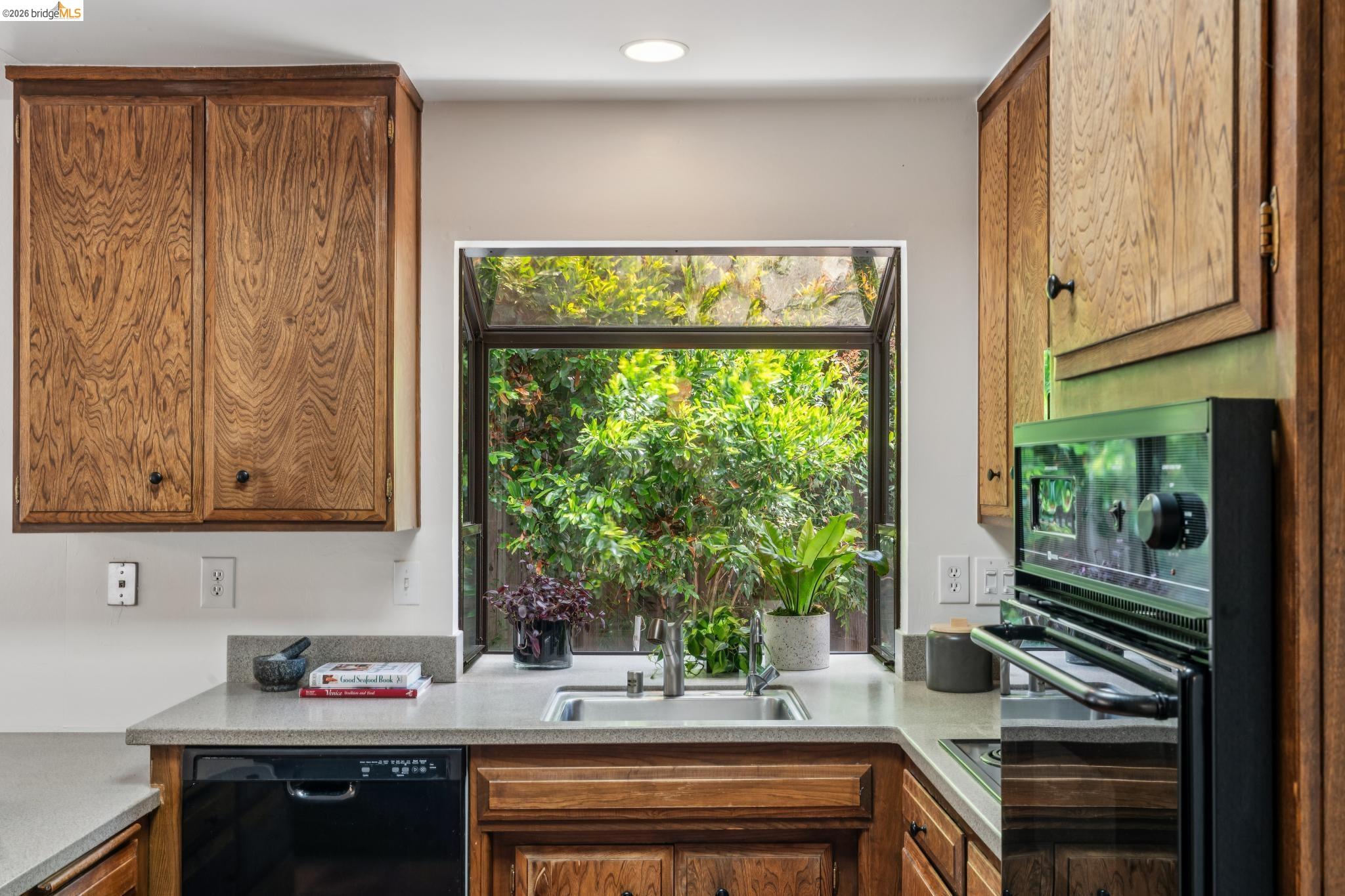 650 Marlesta Rd, Pinole CA 94564 — photo 21