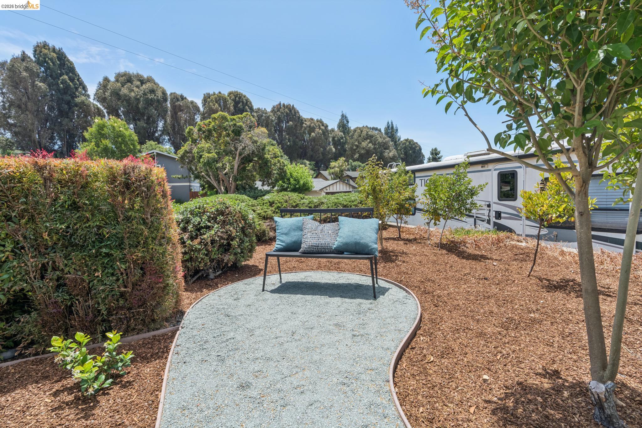 650 Marlesta Rd, Pinole CA 94564 — photo 6