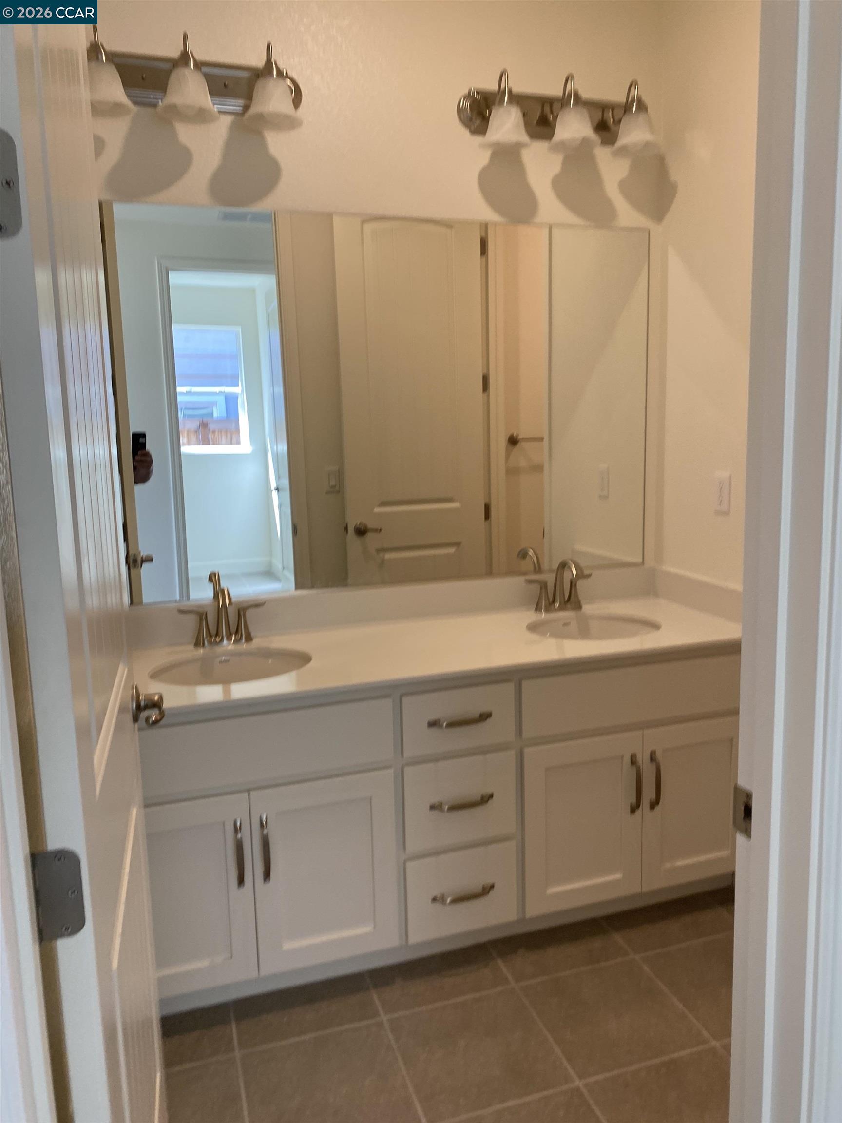 527 Yarrow Drive, Fairfield CA 94534 — photo 12