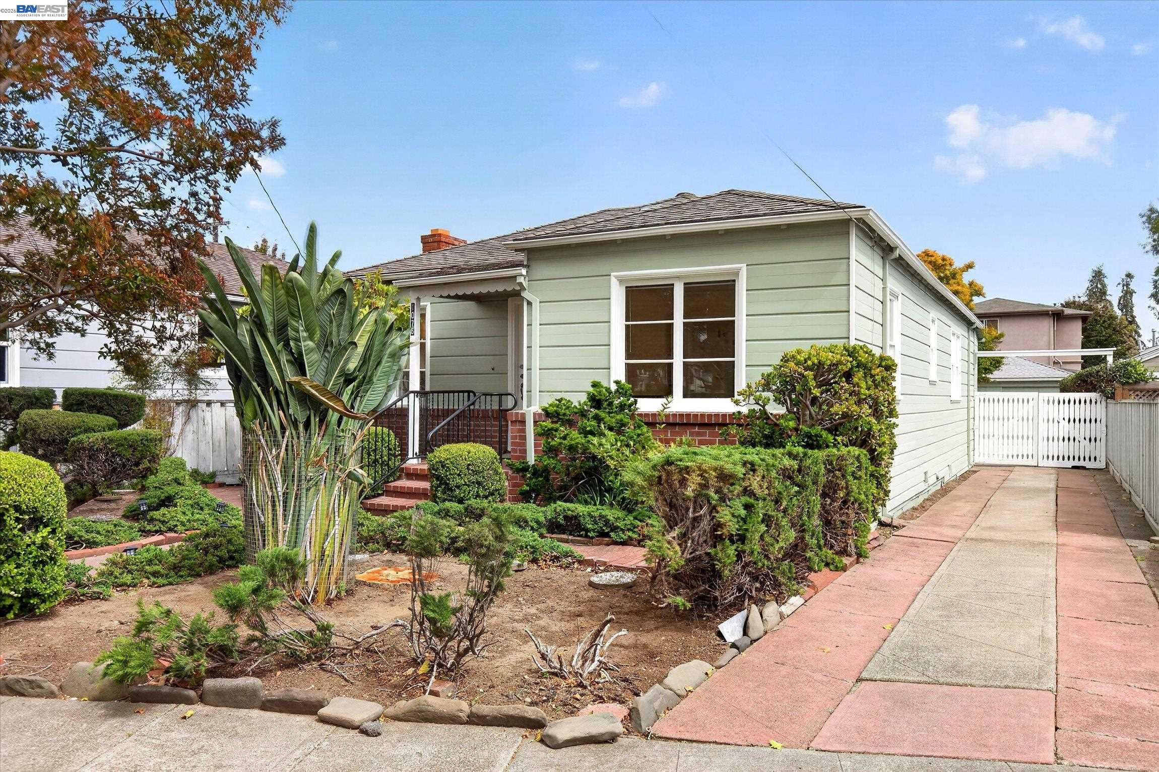 1075 Durant Ave, San Leandro CA 94577 — photo 2