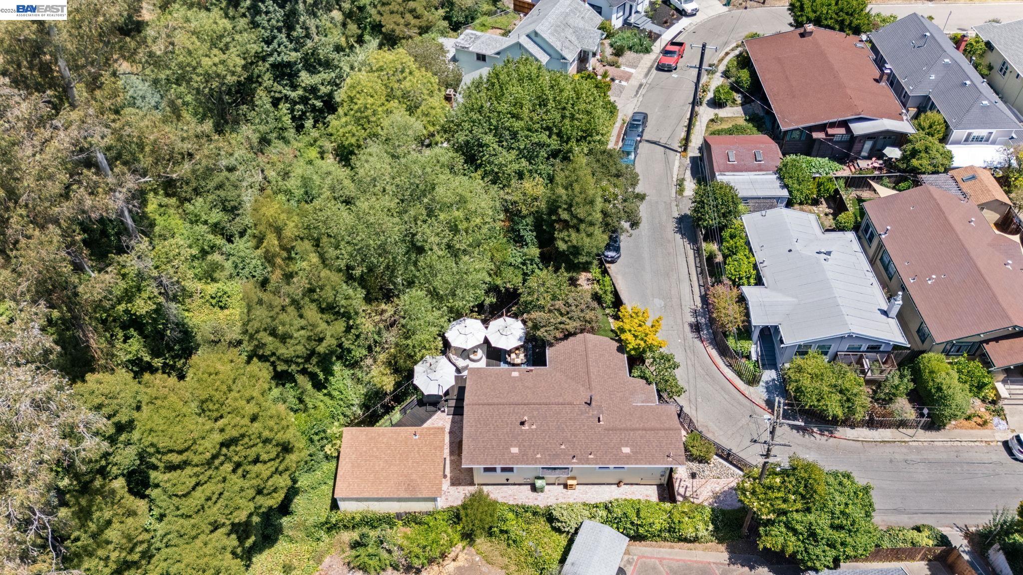 2521 Pleasant St, Oakland CA 94602 — photo 48