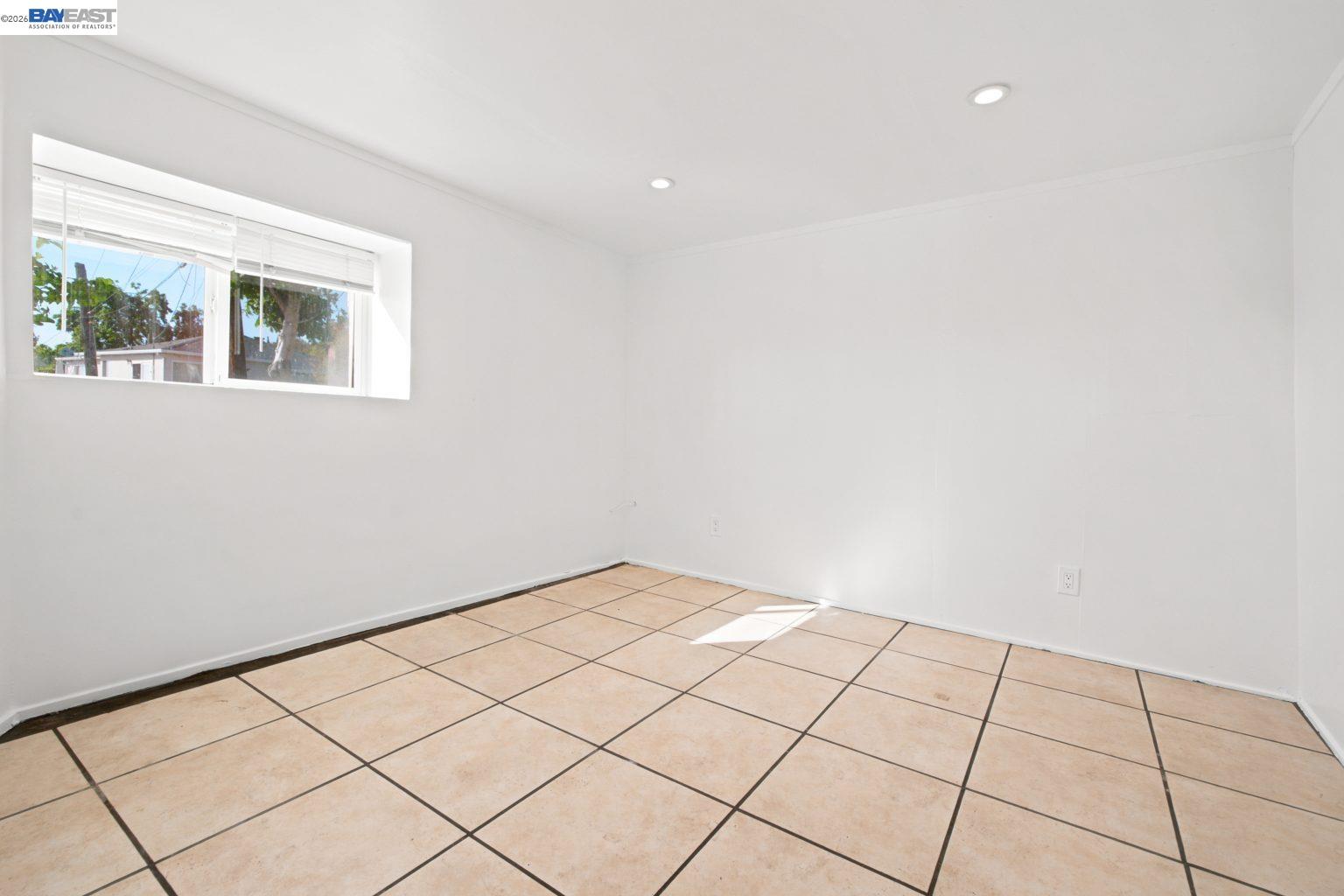 17005 Santa Fe St, Ashland CA 94541 — photo 31