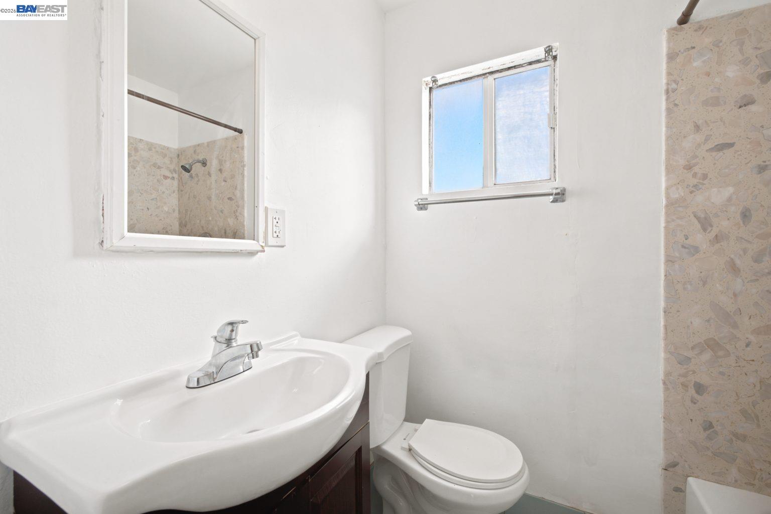 17005 Santa Fe St, Ashland CA 94541 — photo 33
