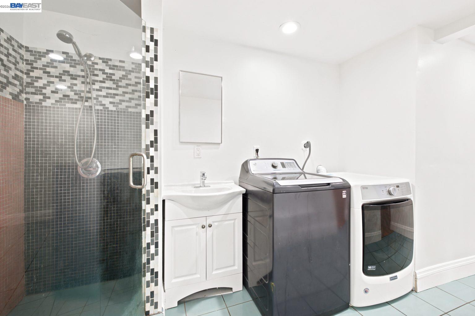17005 Santa Fe St, Ashland CA 94541 — photo 37