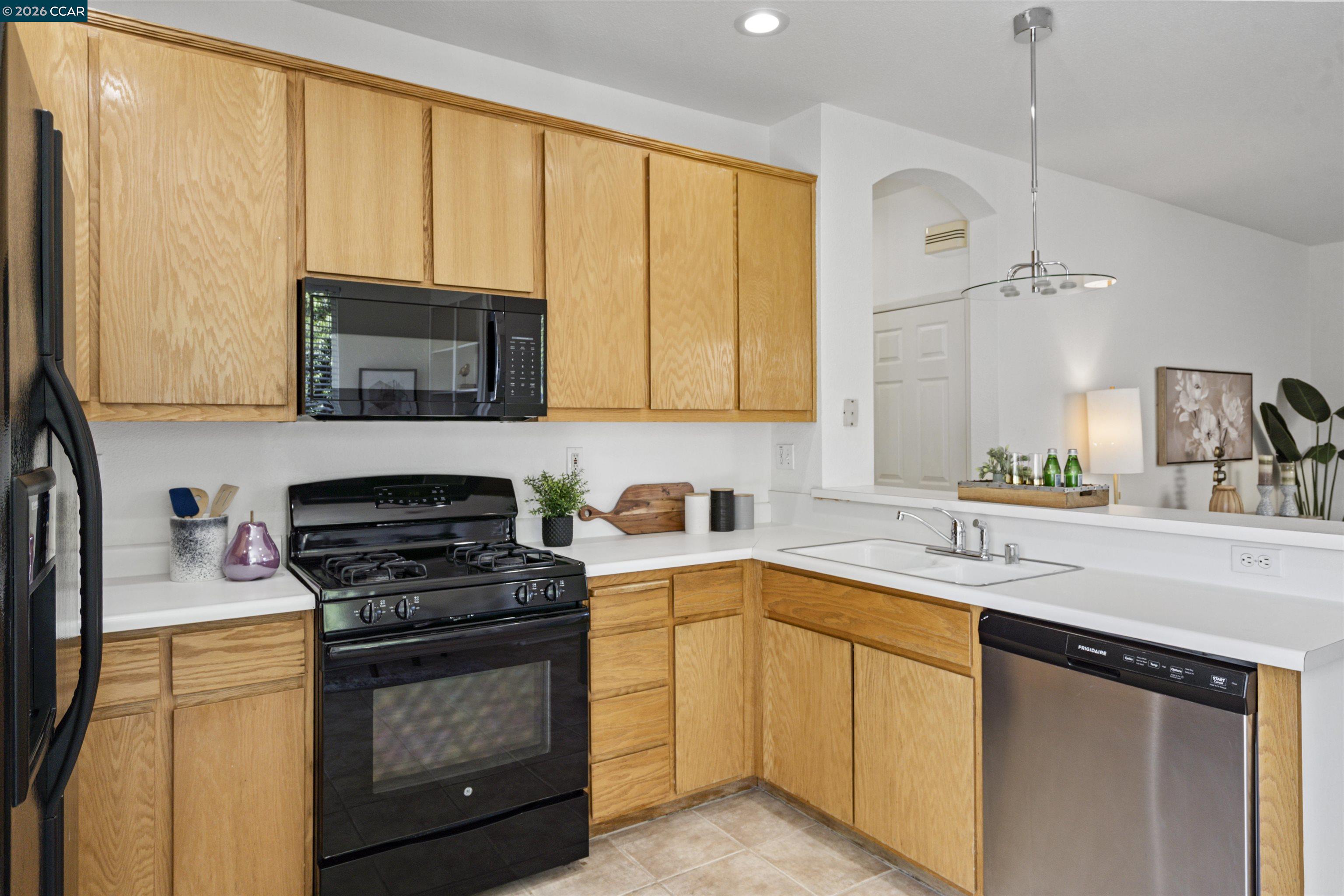 1641 Regent Dr, Brentwood CA 94513 — photo 12