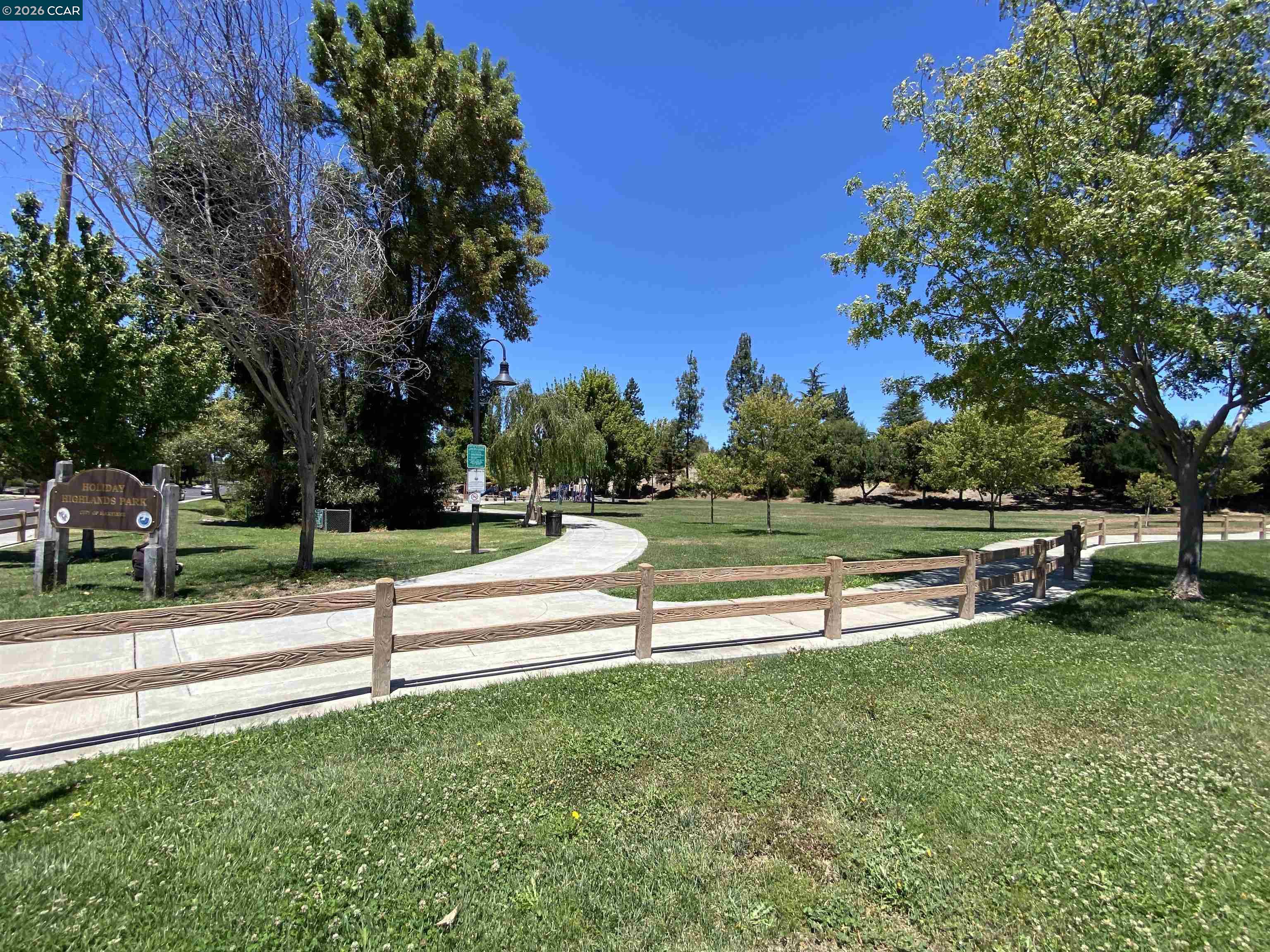 209 Hidden Creek Ct, Martinez CA 94553 — photo 12