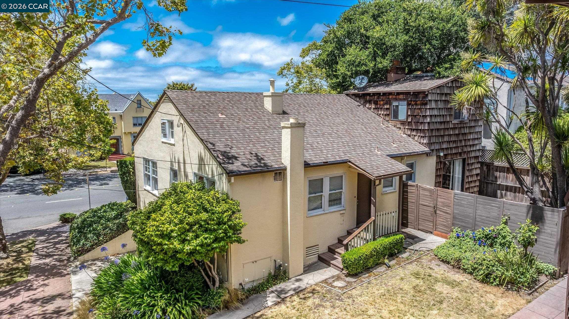 140 Highland Ave, Piedmont CA 94611 — photo 42
