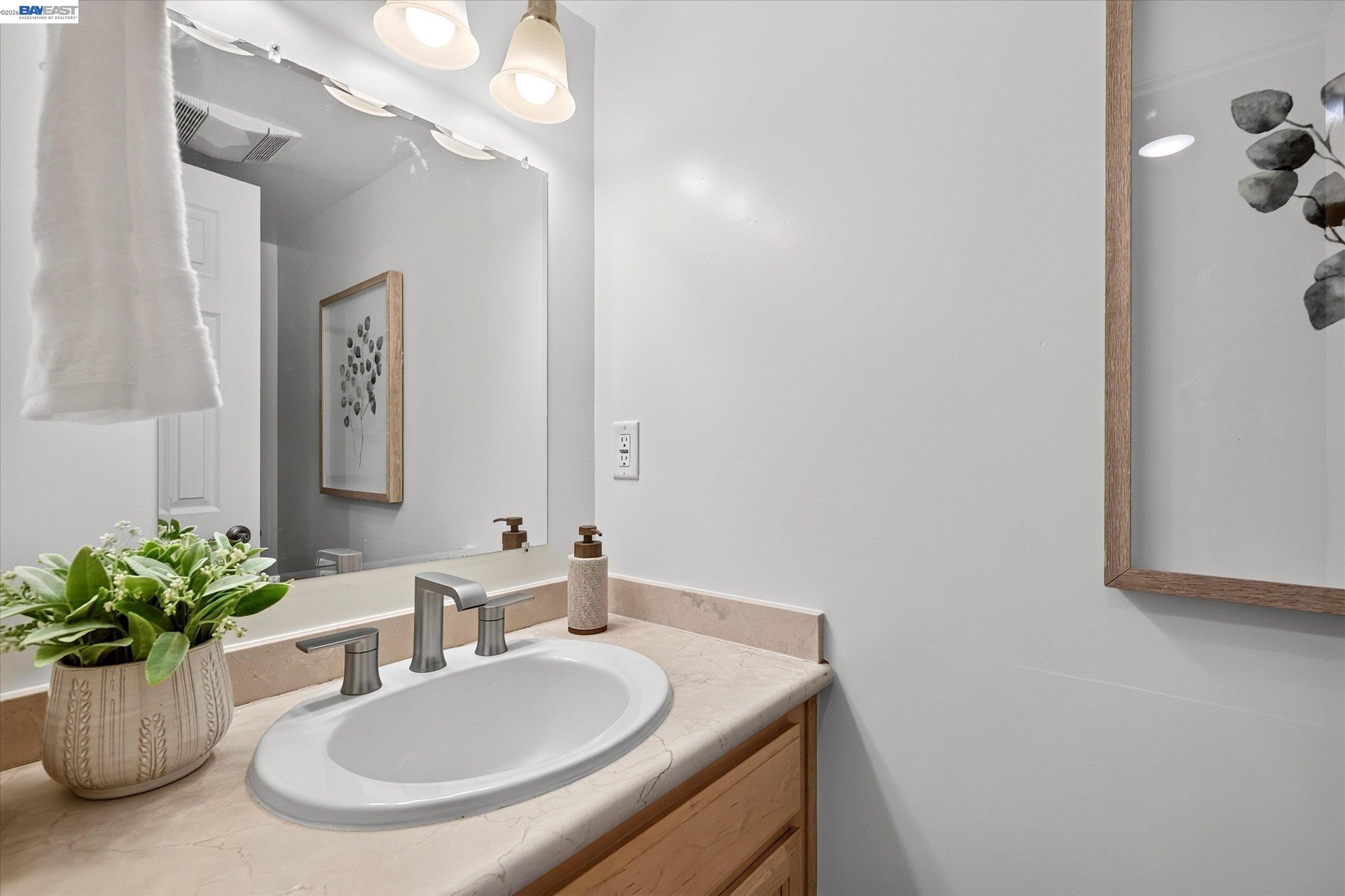 27787 Vasona Ct # 13, Hayward CA 94544 — photo 14