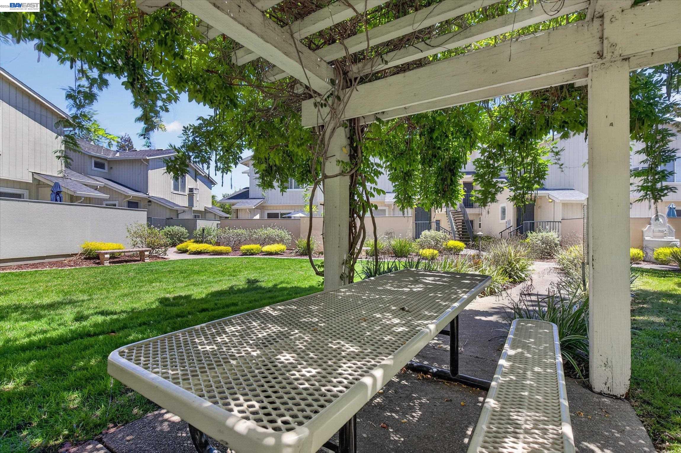 27787 Vasona Ct # 13, Hayward CA 94544 — photo 10