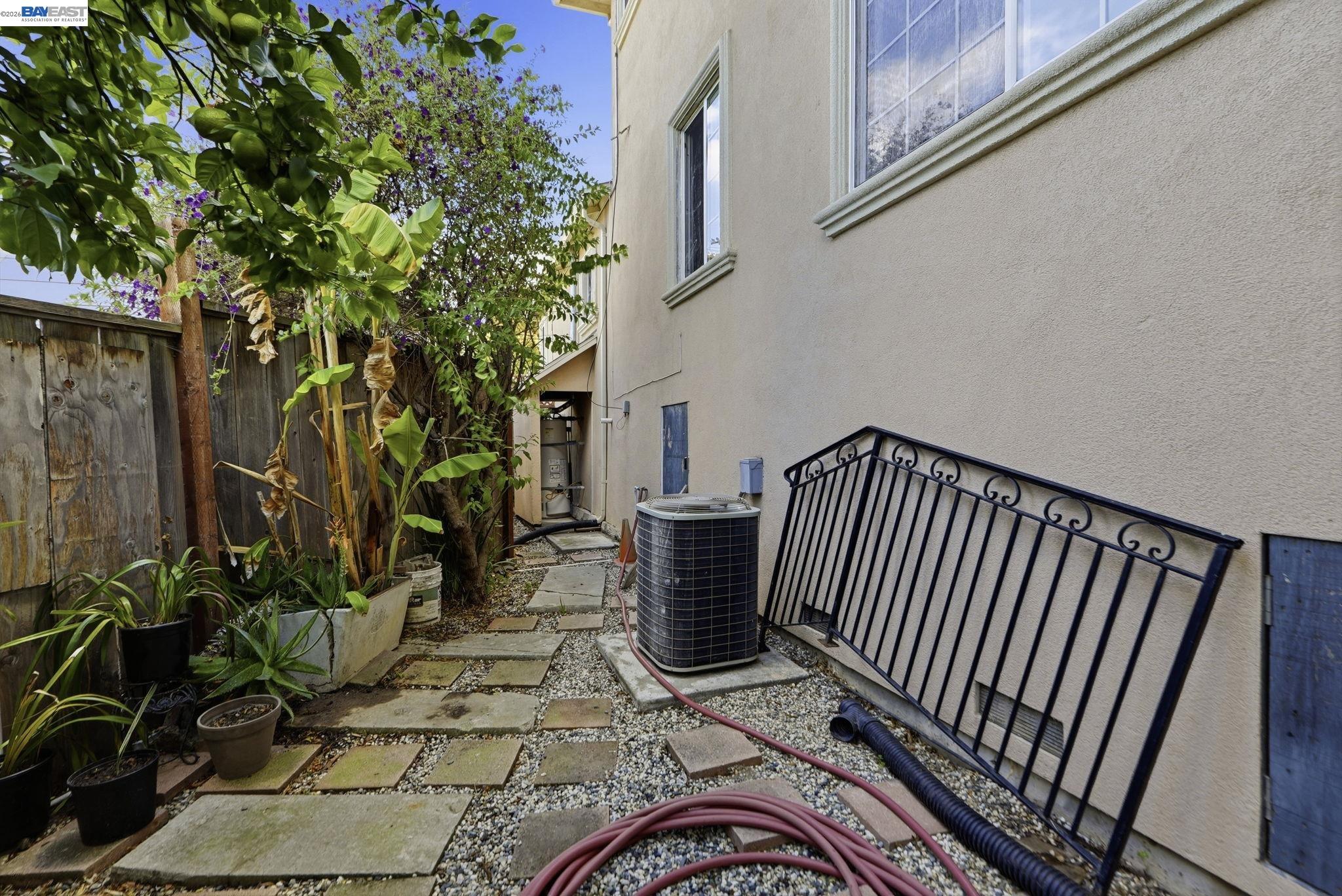 24025 2Nd St, Hayward CA 94541 — photo 57
