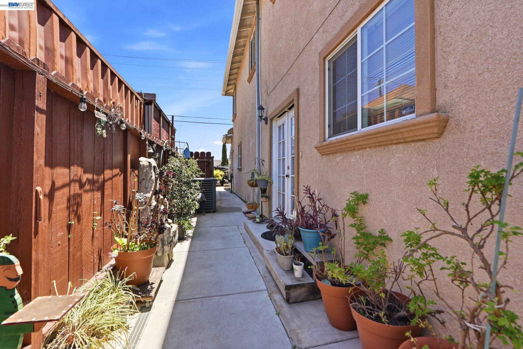 9034 Birch St, Oakland CA 94603 — photo 42