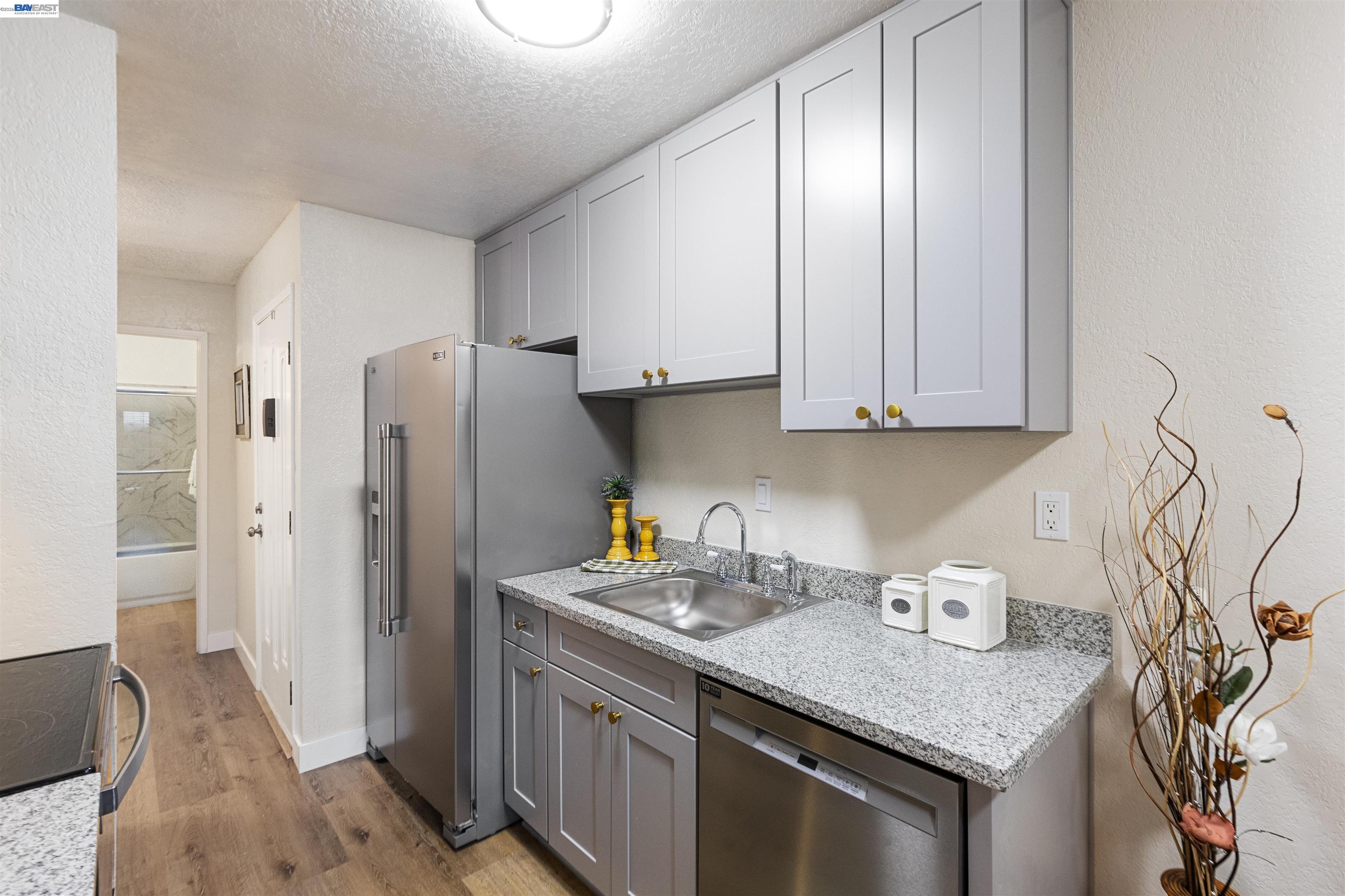 2131 Northwood Cir # D, Concord CA 94520 — photo 7
