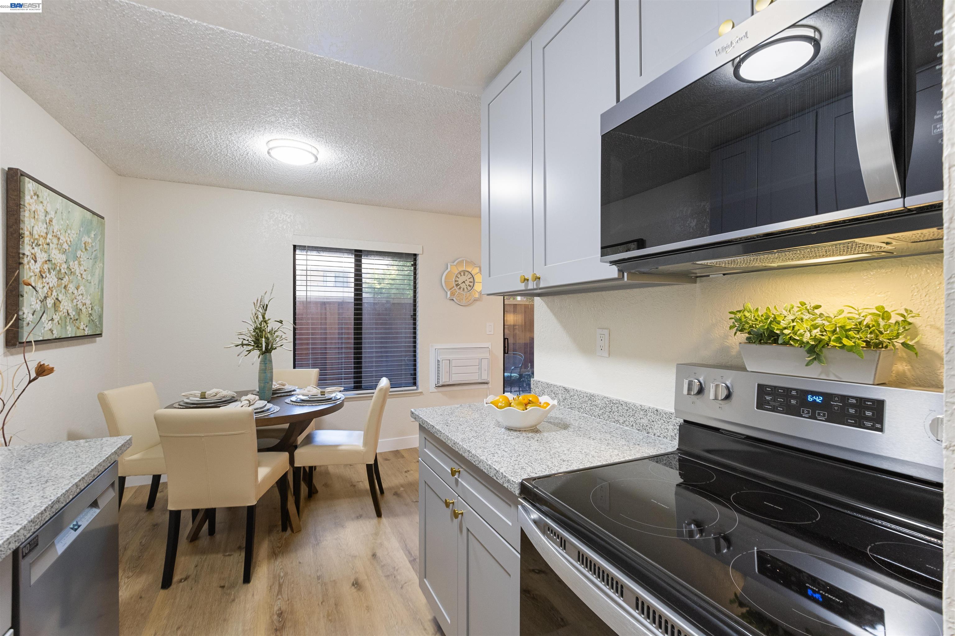 2131 Northwood Cir # D, Concord CA 94520 — photo 9