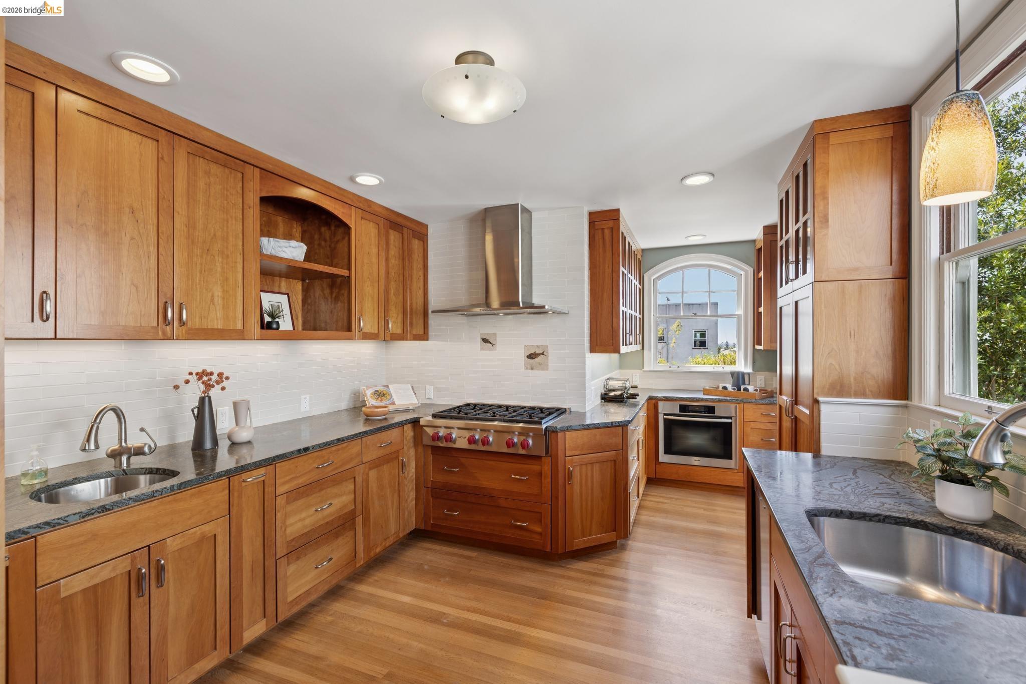 2558 Hilgard Ave, Berkeley CA 94709 — photo 17
