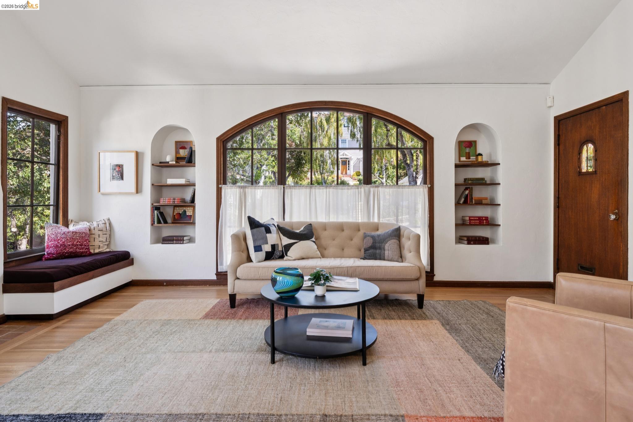 2558 Hilgard Ave, Berkeley CA 94709 — photo 7