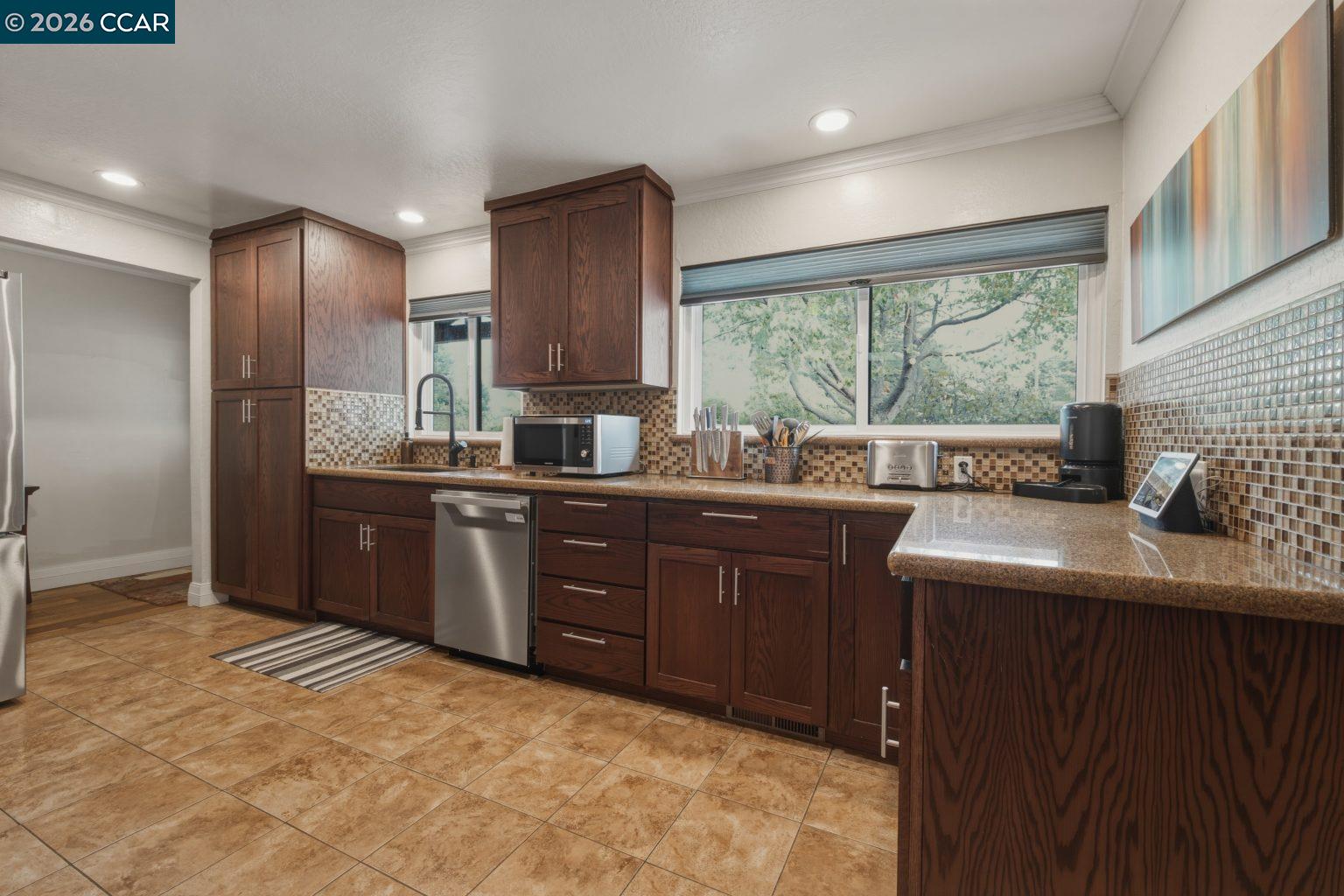 917 Hamilton Dr, Pleasant Hill CA 94523 — photo 6