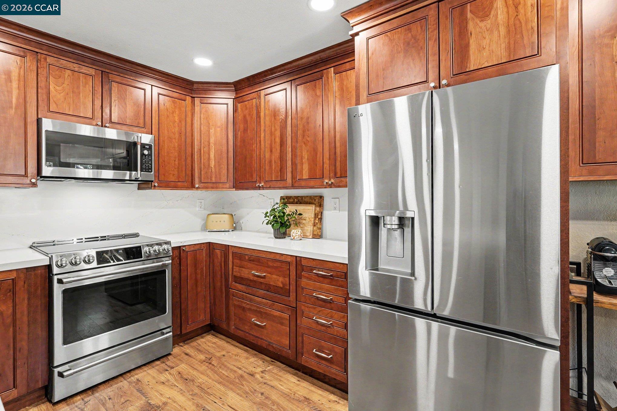 2259 Foxhill Dr, Martinez CA 94553 — photo 6