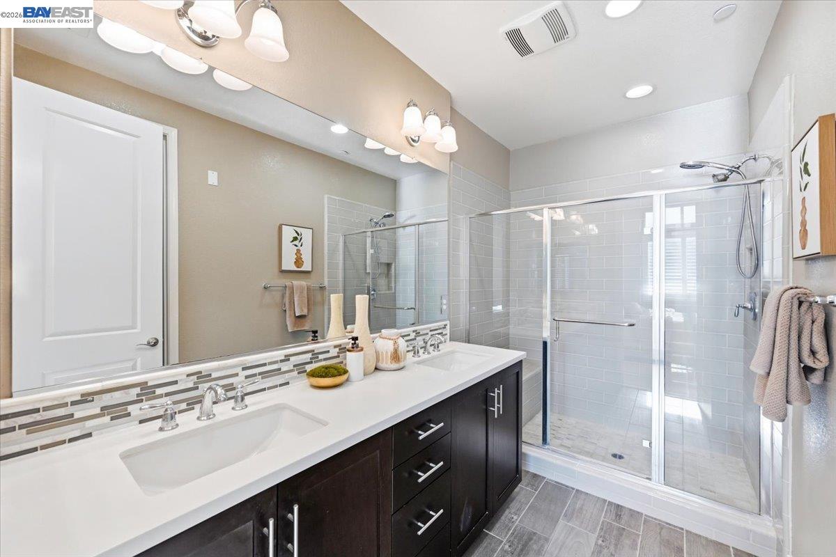 5423 Iron Horse Pkwy, Dublin CA 94568 — photo 17