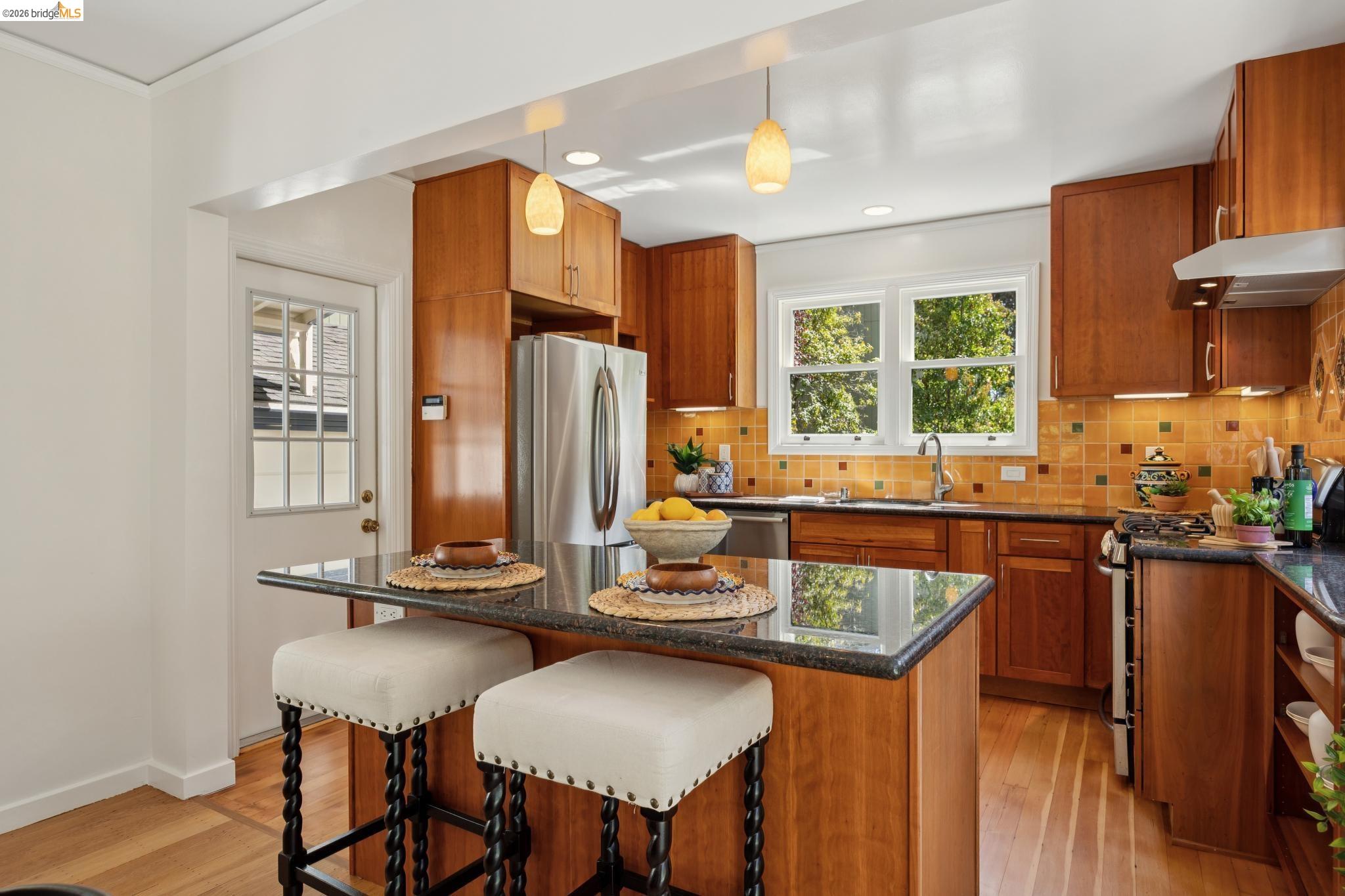 3635 Majestic Ave, Oakland CA 94605 — photo 17