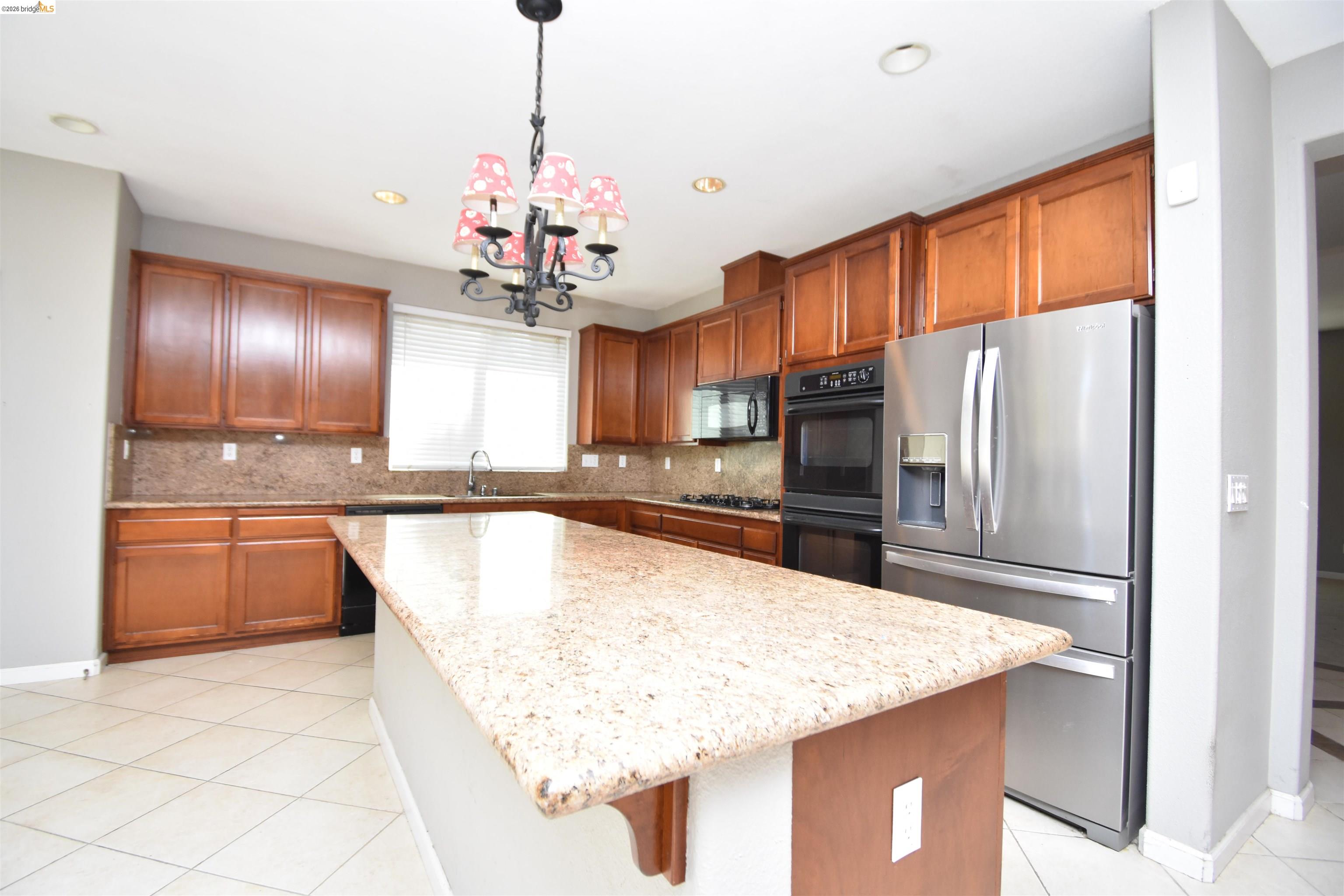 1875 Ventura Dr, Pittsburg CA 94565 — photo 10