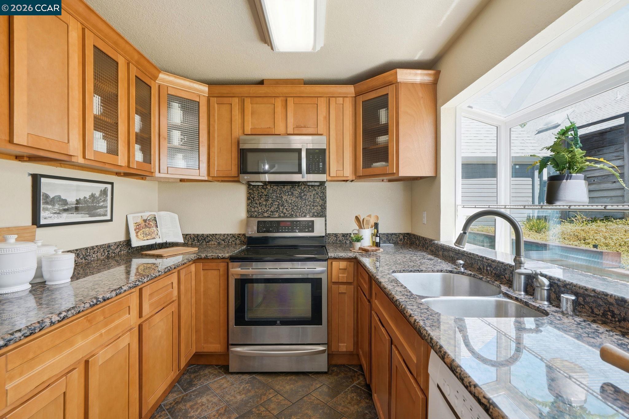 1646 Somerset Pl, Antioch CA 94509 — photo 10