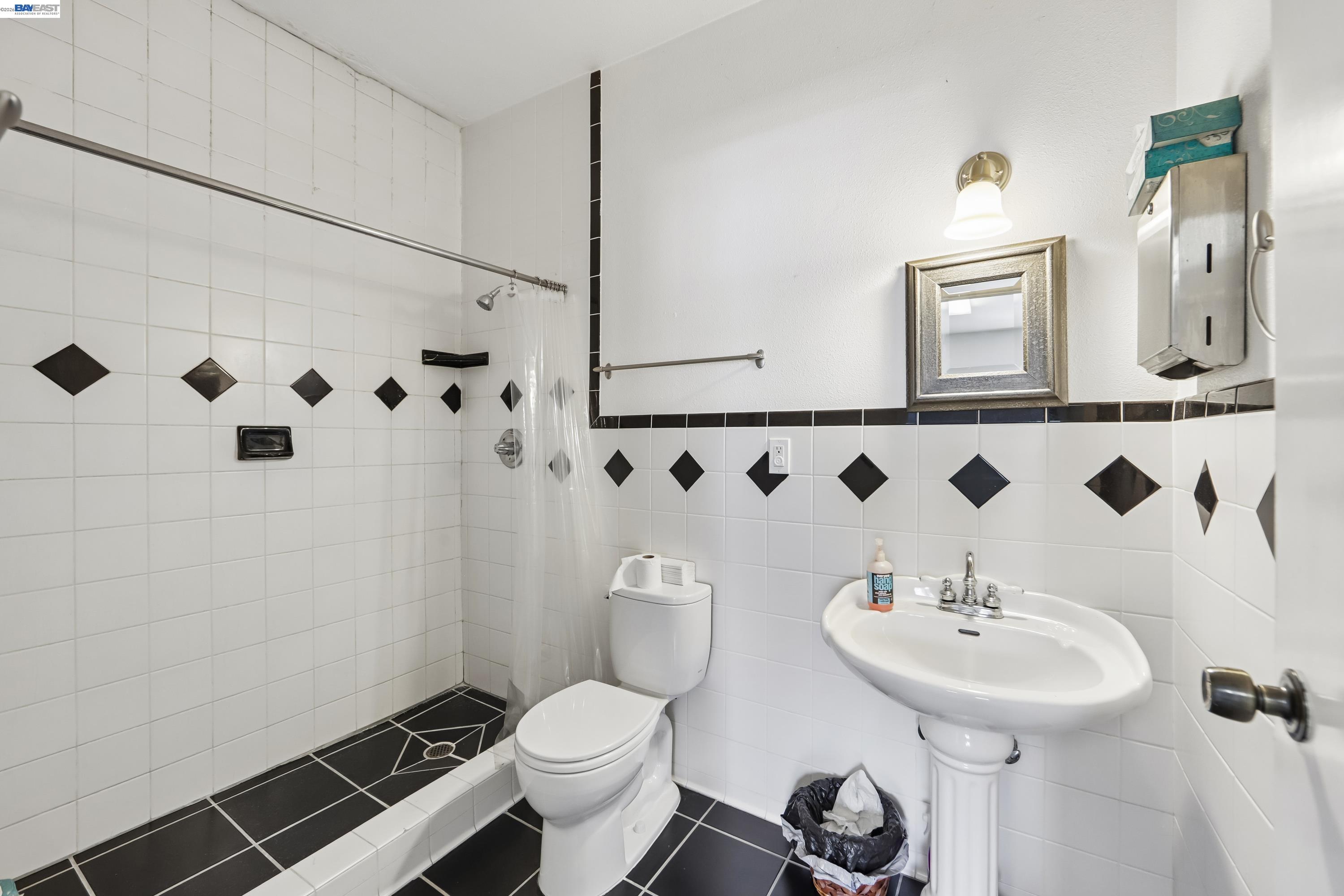745 Buena Vista Avenue, Alameda CA 94501 — photo 42