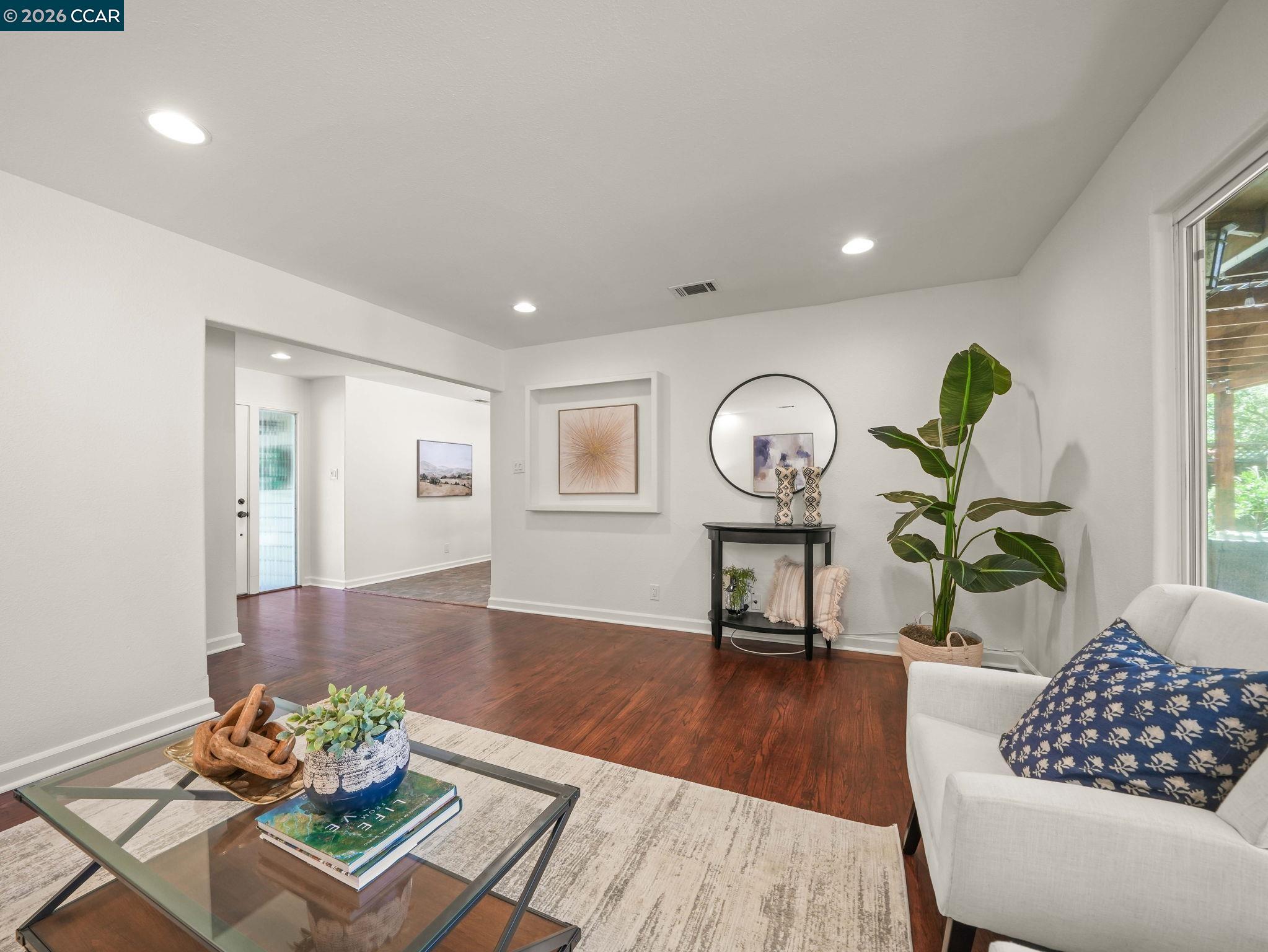 4718 Laura Dr, Concord CA 94521 — photo 7