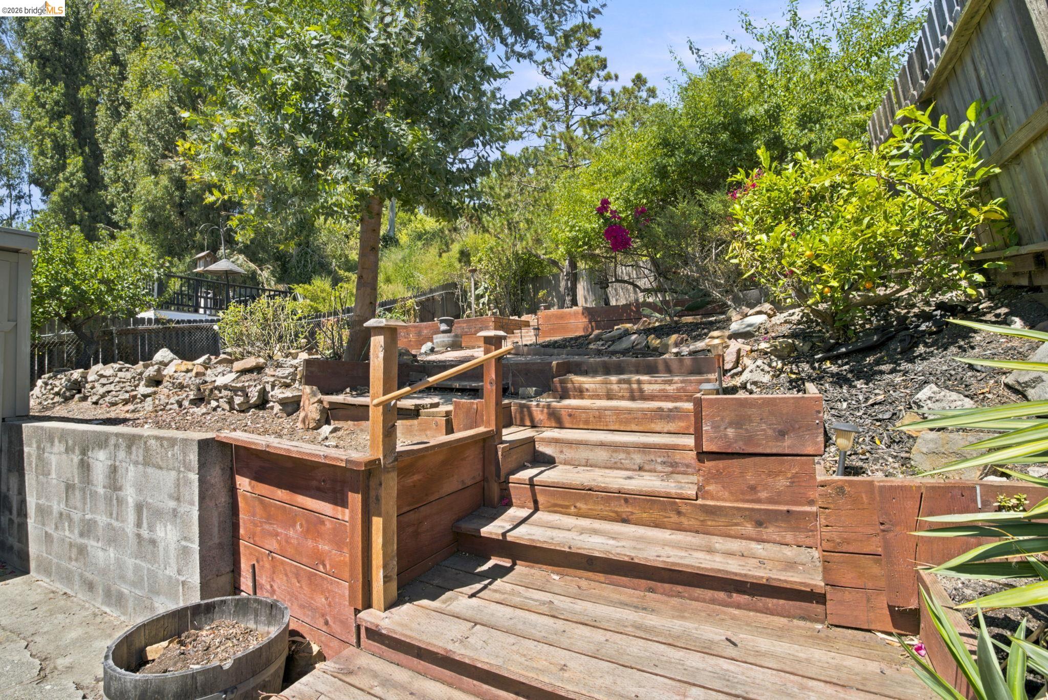 6616 Outlook Ave, Oakland CA 94605 — photo 23