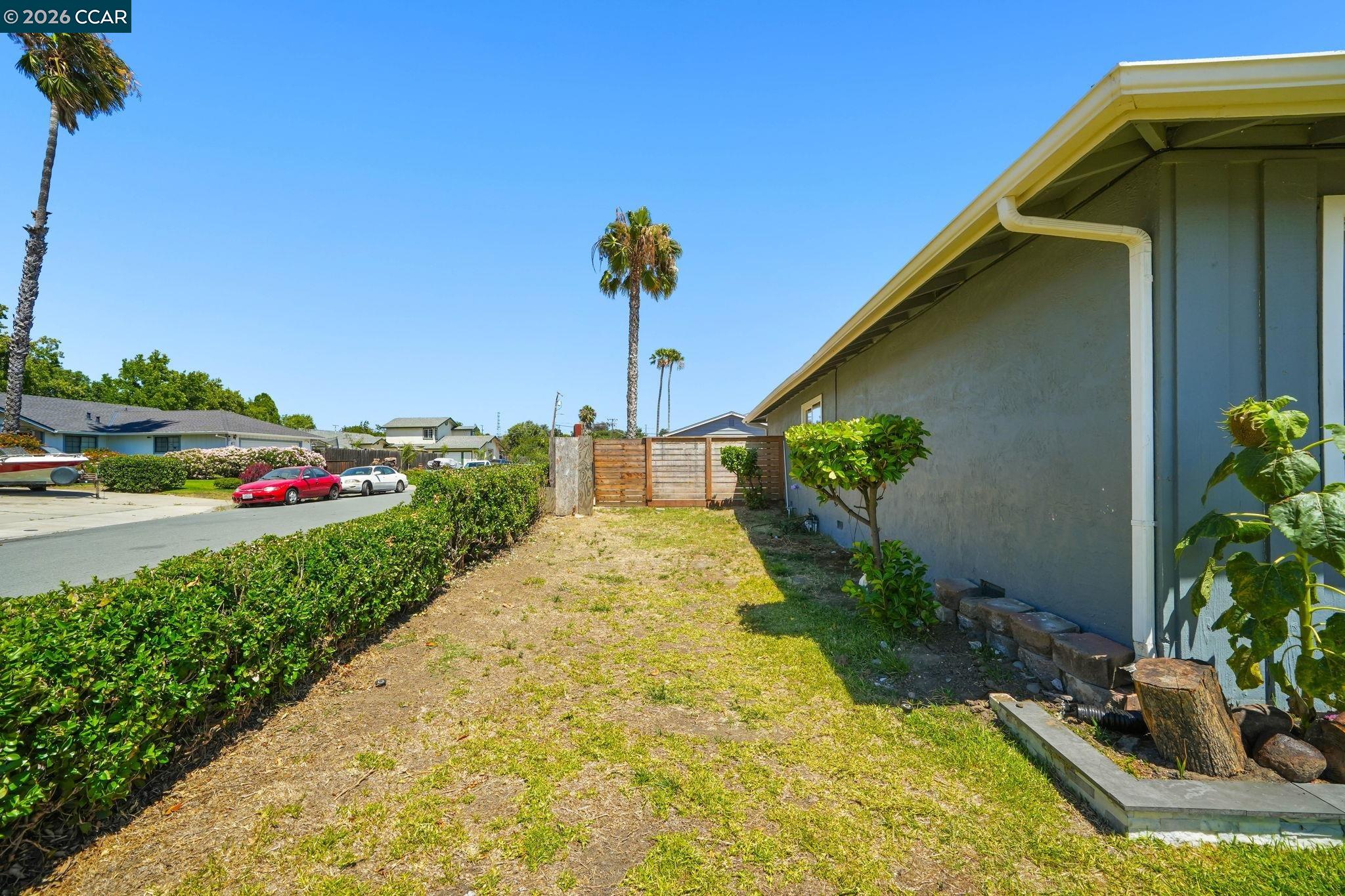 1 N Lake Cir, Antioch CA 94509 — photo 5