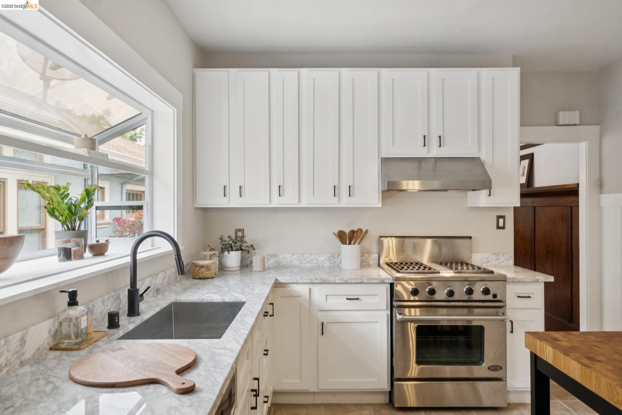 391 51St St, Oakland CA 94609 — photo 31