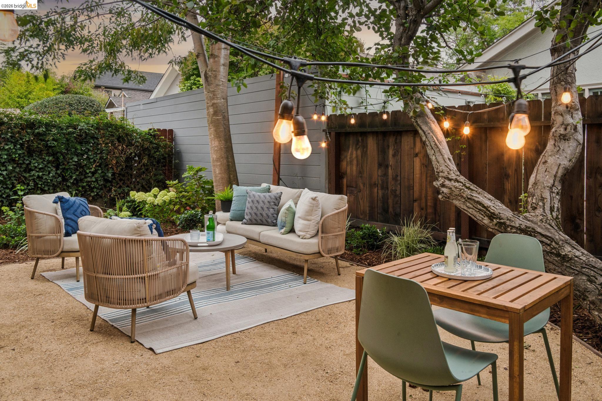 391 51St St, Oakland CA 94609 — photo 73