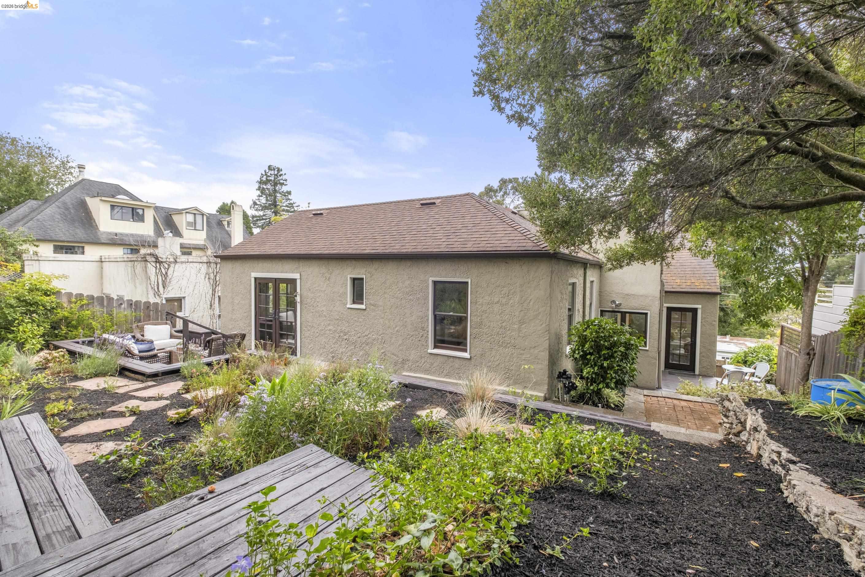 491 Boynton Ave