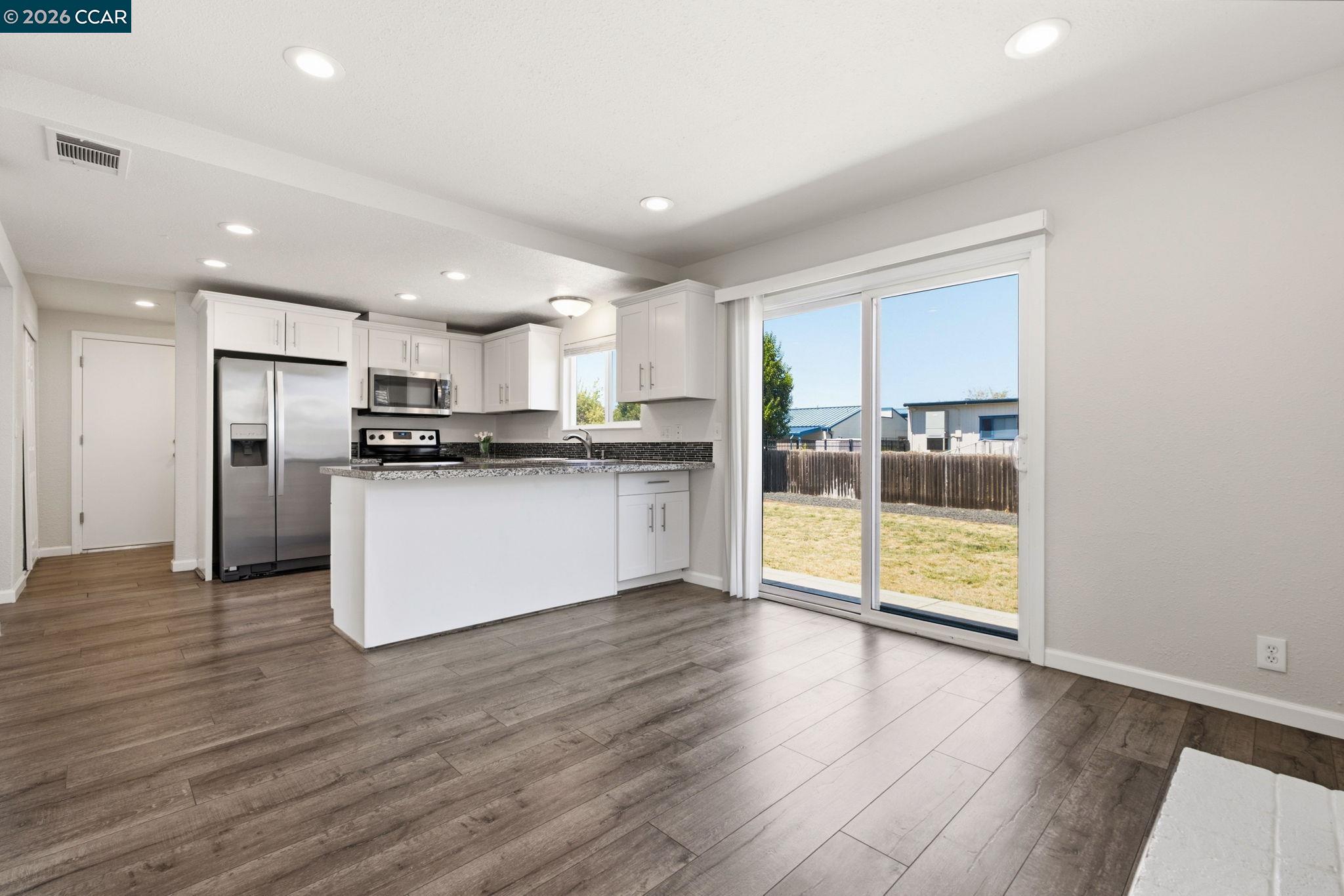 908 Francisco  Dr, Suisun City CA 94585 — photo 14