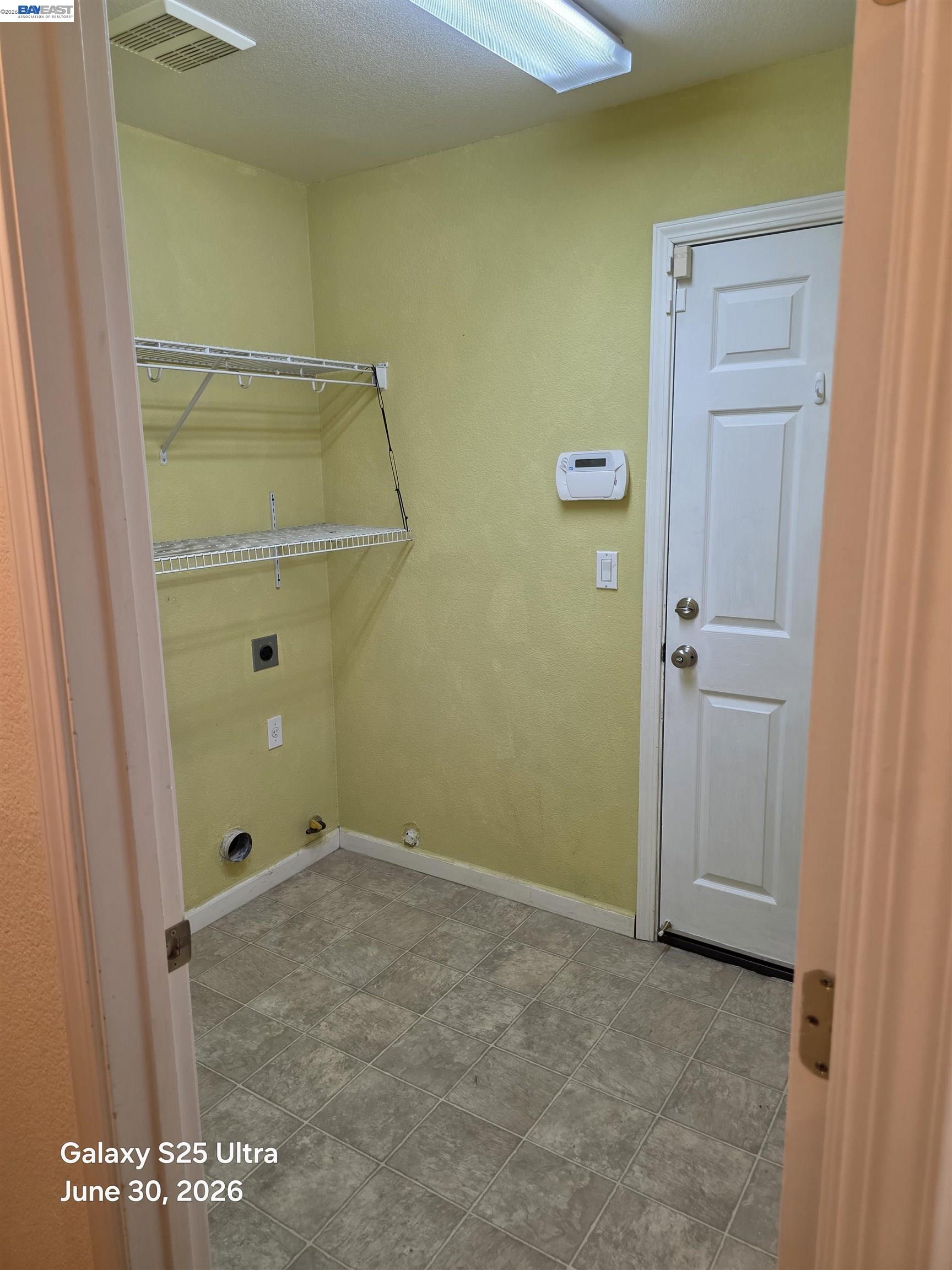 Burr Court — photo 11