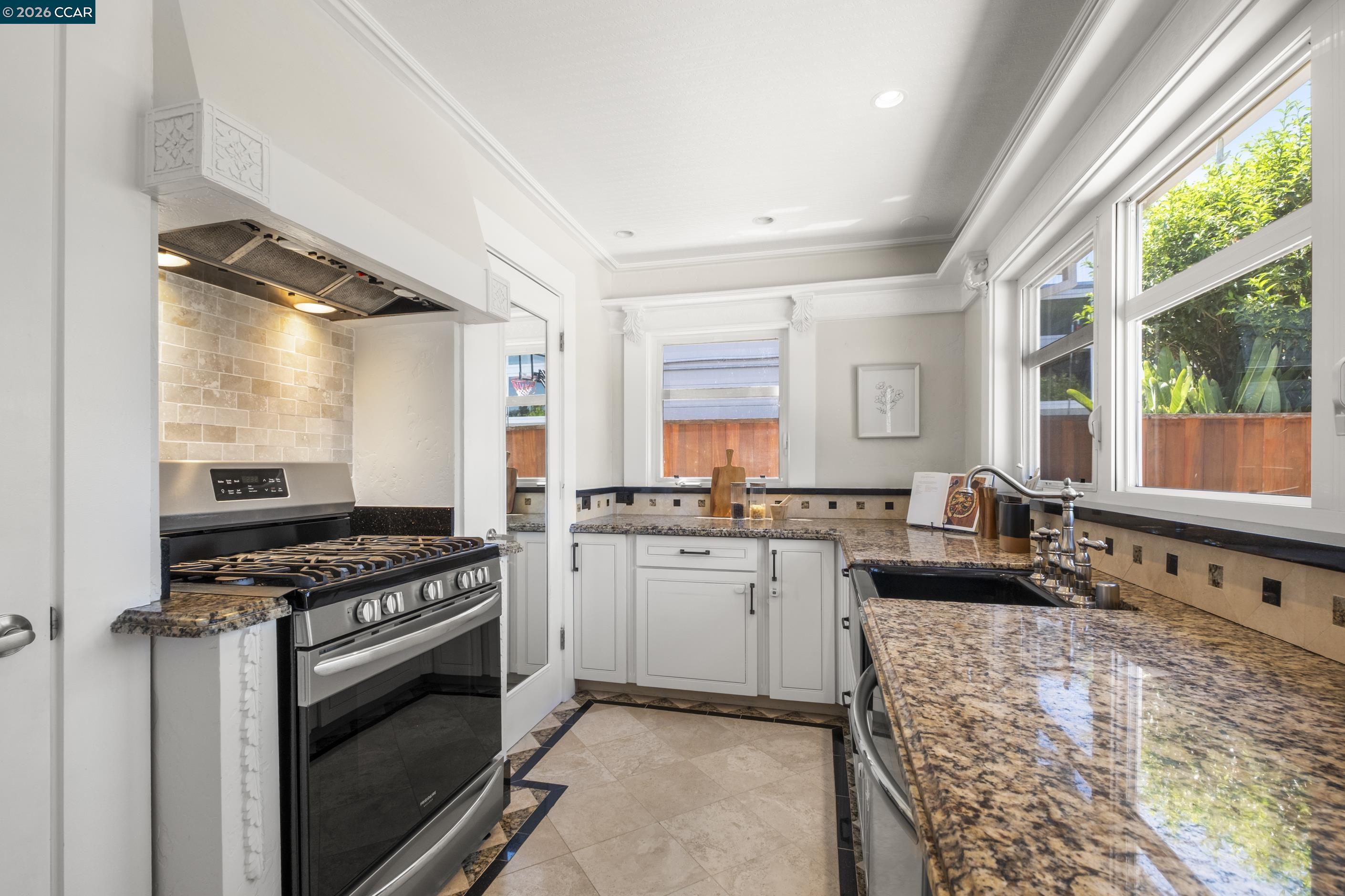 4486 Lawrence Dr, Castro Valley CA 94546 — photo 15