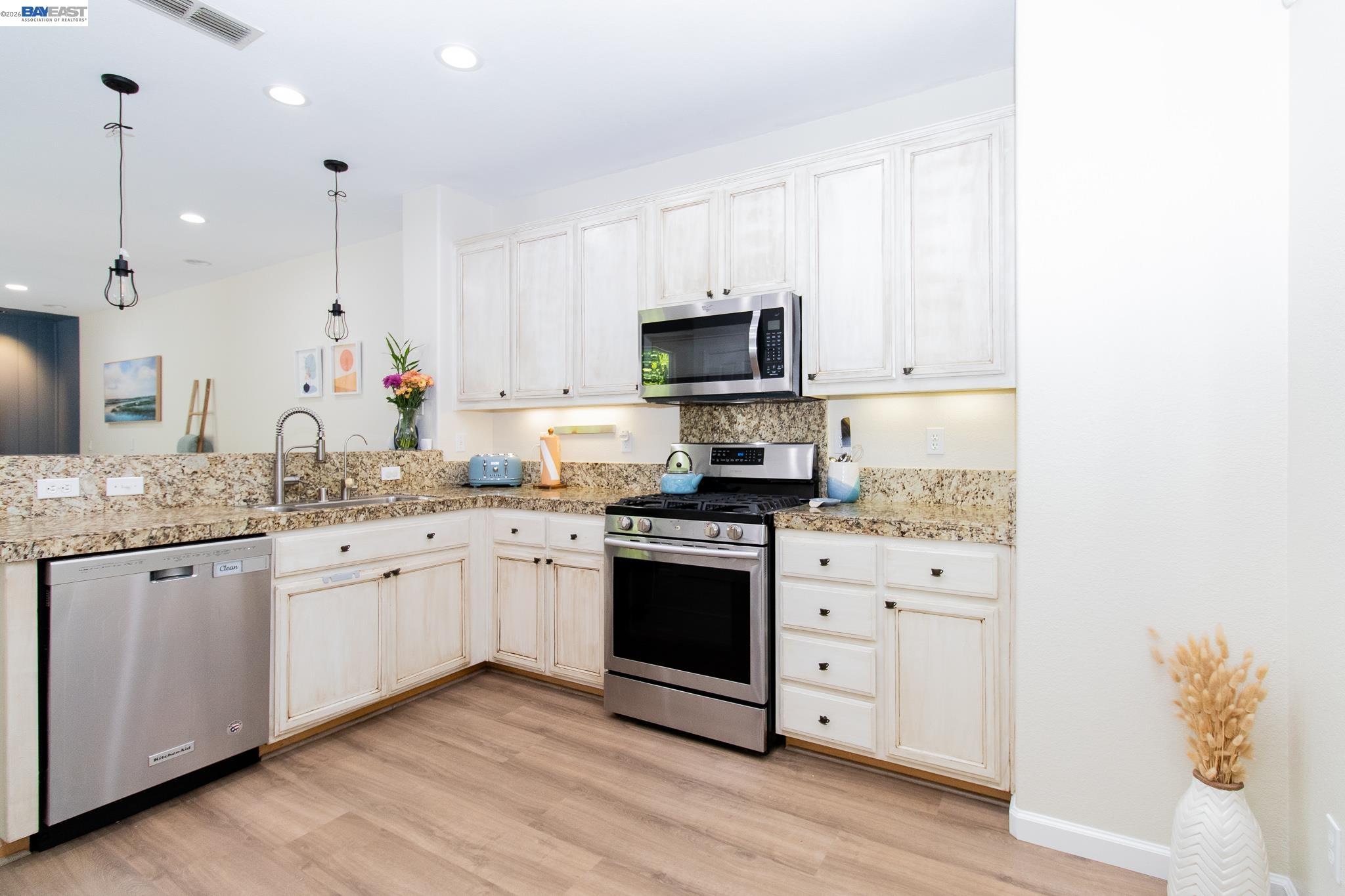 98 W Atento Ln, Mountain House CA 95391 — photo 11
