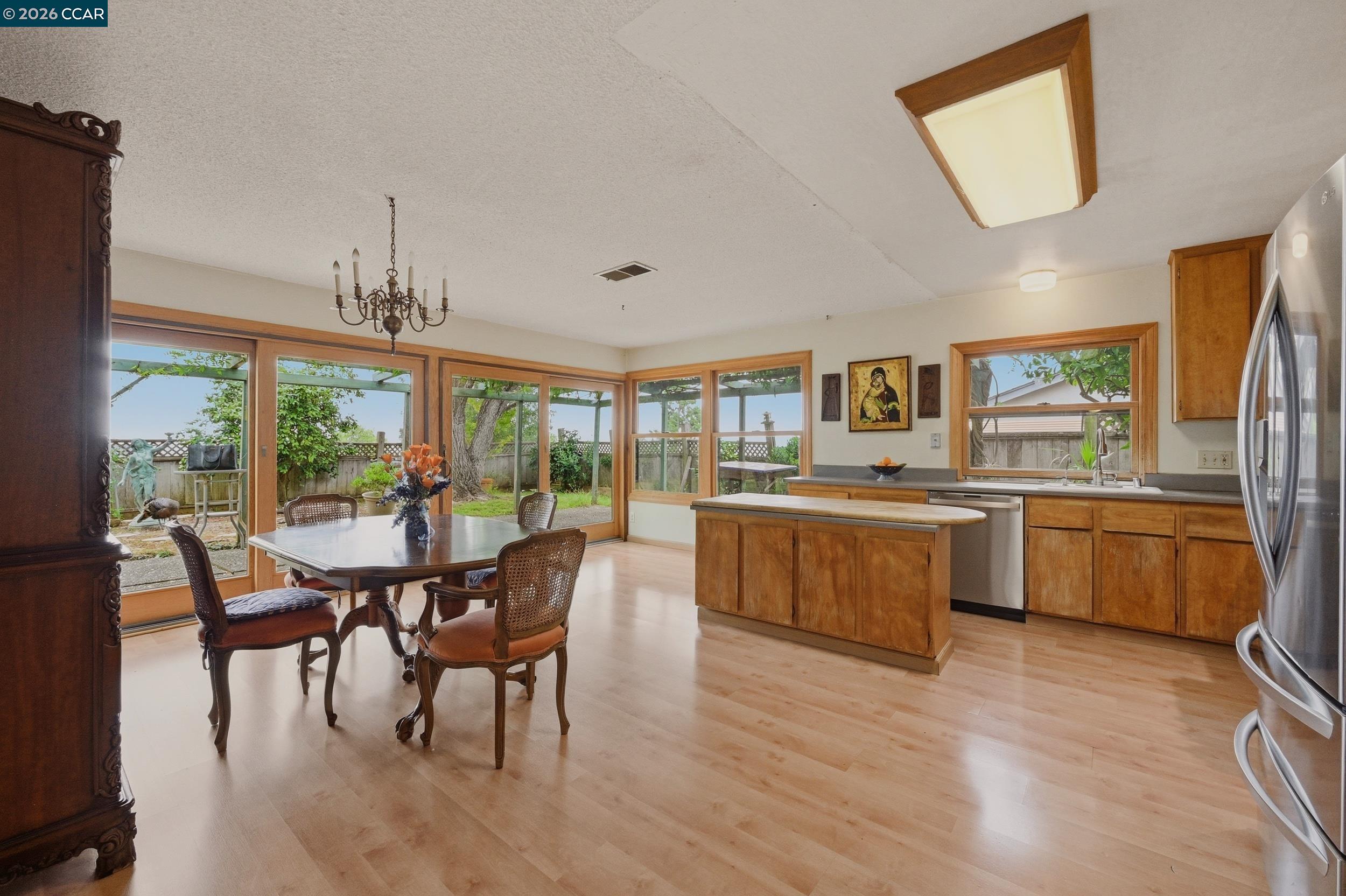 104 Gill Way, Benicia CA 94510 — photo 15