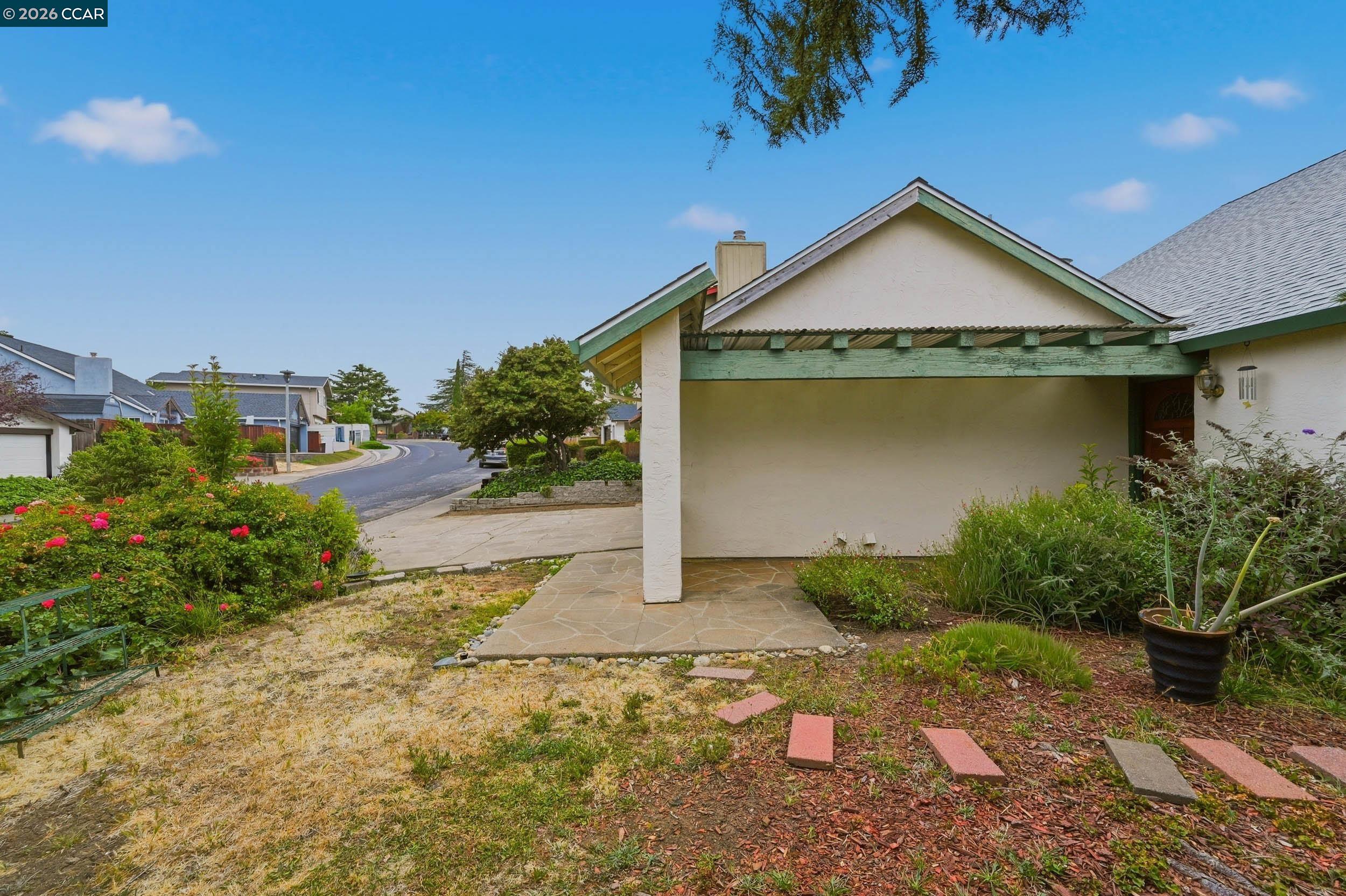 104 Gill Way, Benicia CA 94510 — photo 8