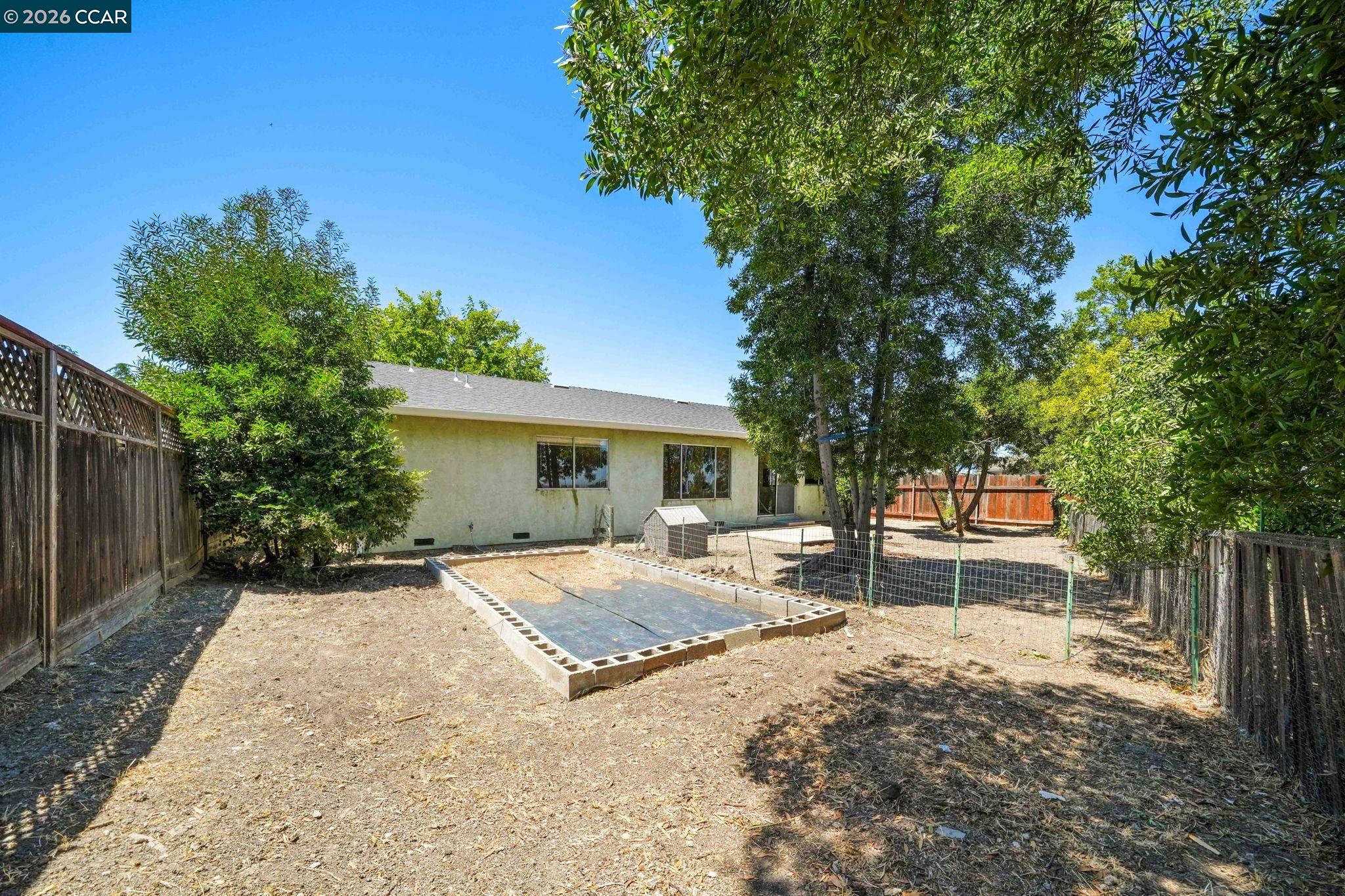 11 Danridge Ct, Antioch CA 94509 — photo 32