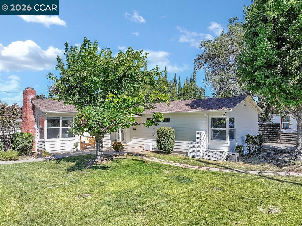 1627 Humphrey Dr, Concord CA 94519 — photo 2