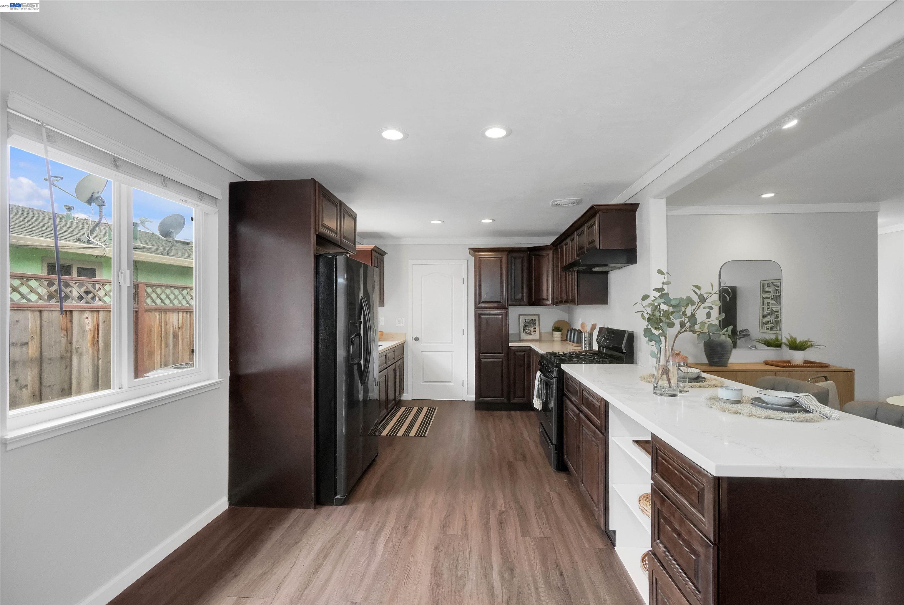 586 Bluefield Ln, Hayward CA 94541 — photo 19
