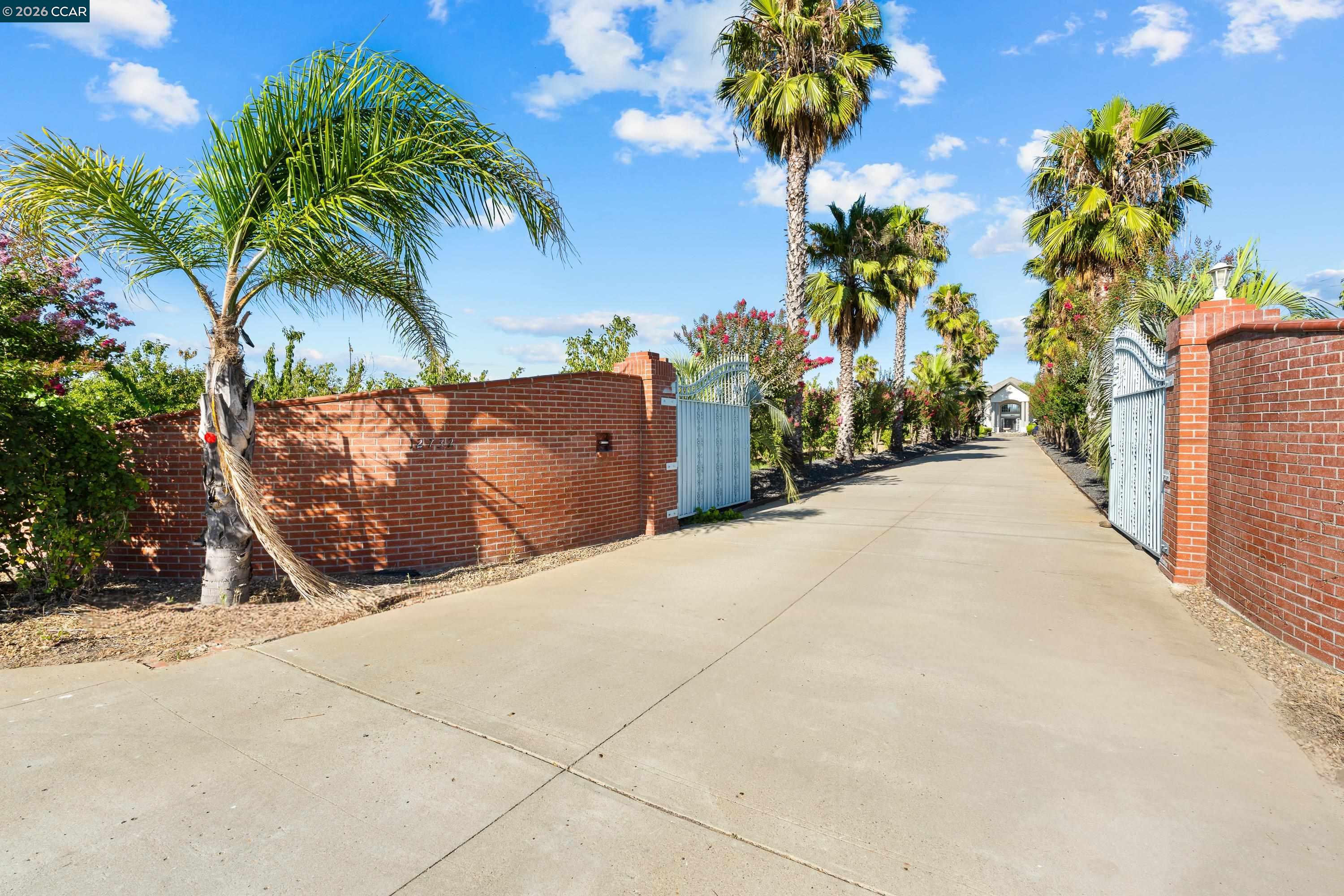 12732 N West Ln, Lodi CA 95240 — photo 11