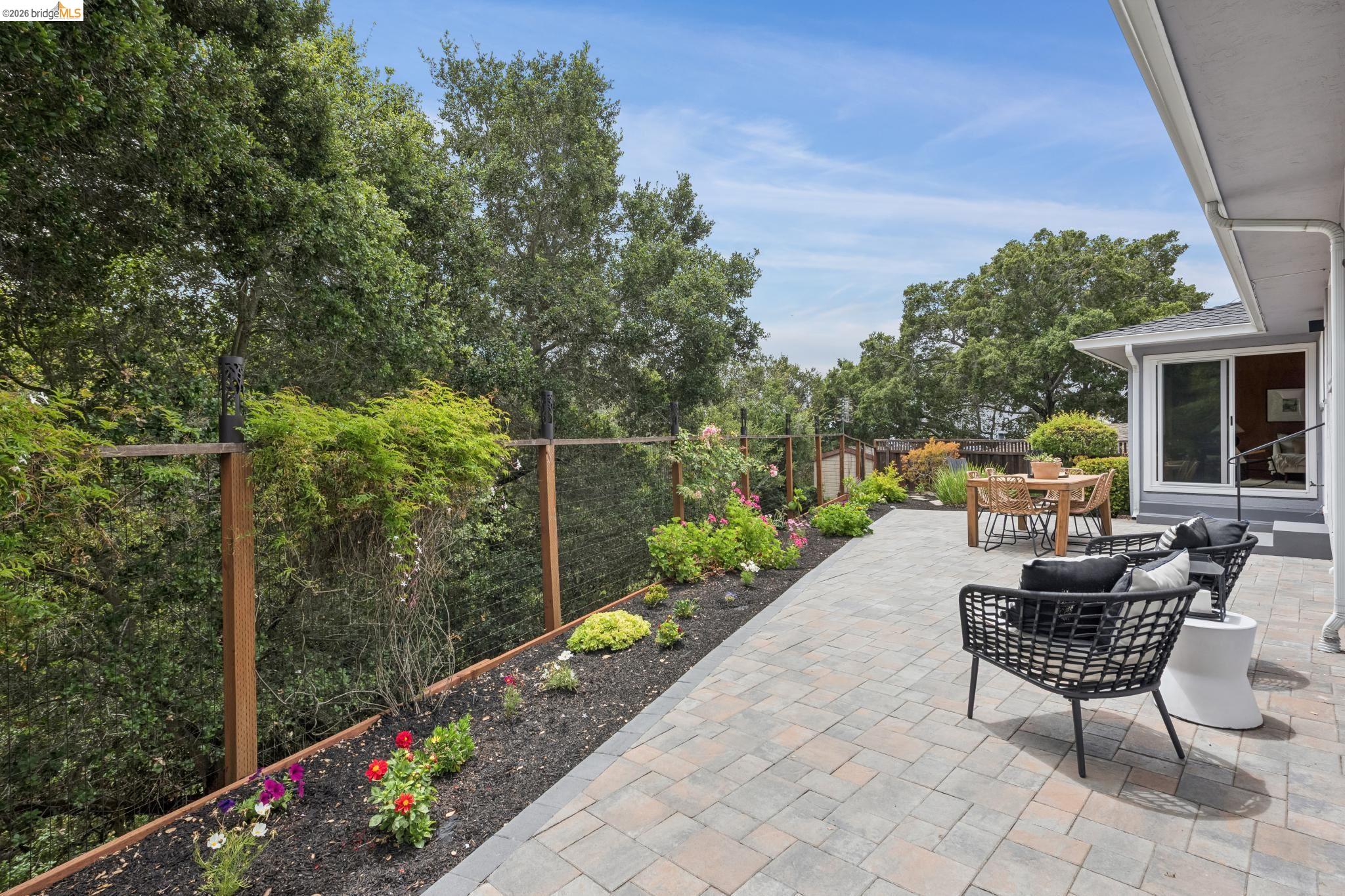 21 Orinda Vista Dr, Oakland CA 94605 — photo 42