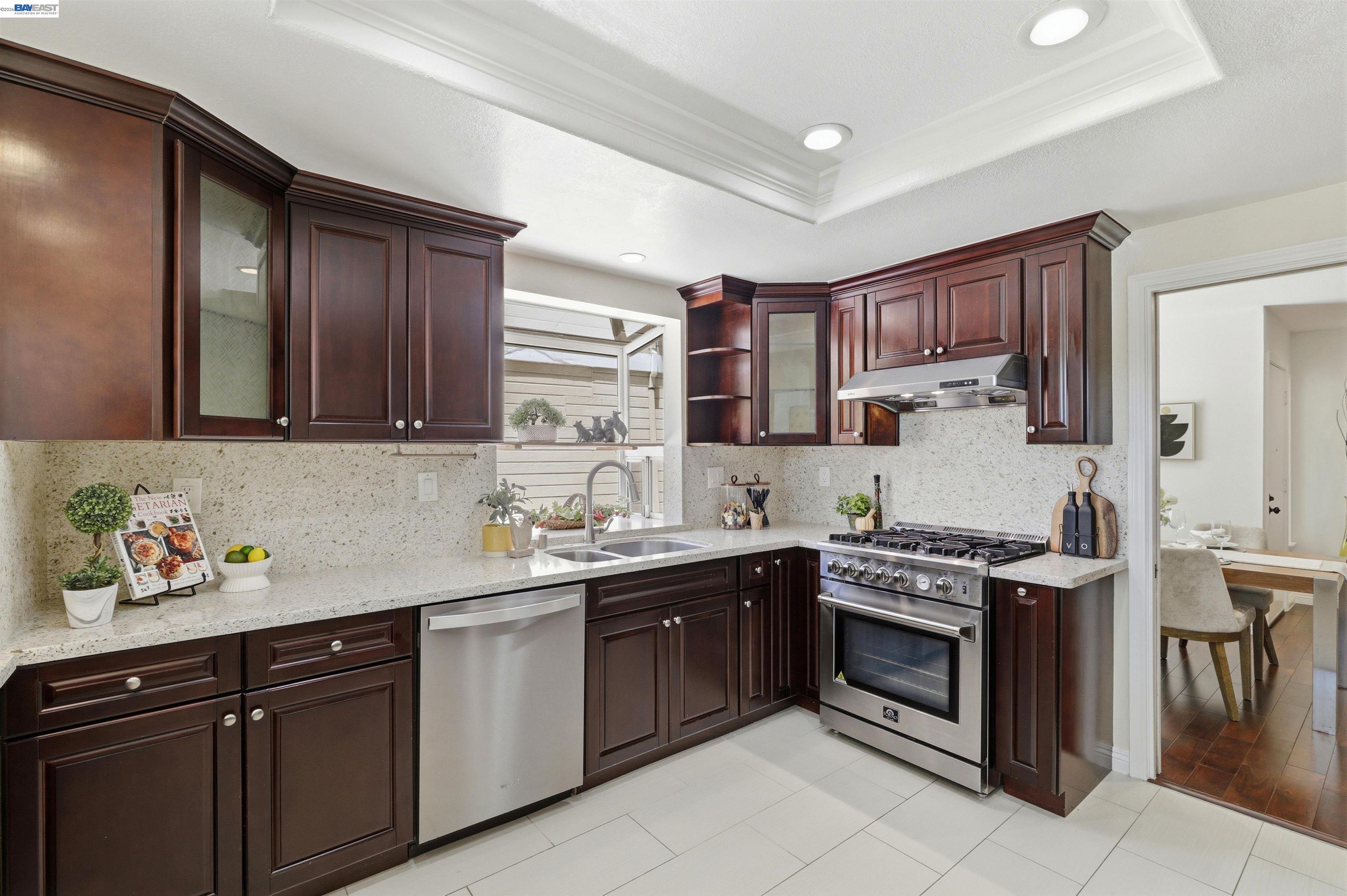 34561 Winslow ter, Fremont CA 94555 — photo 16
