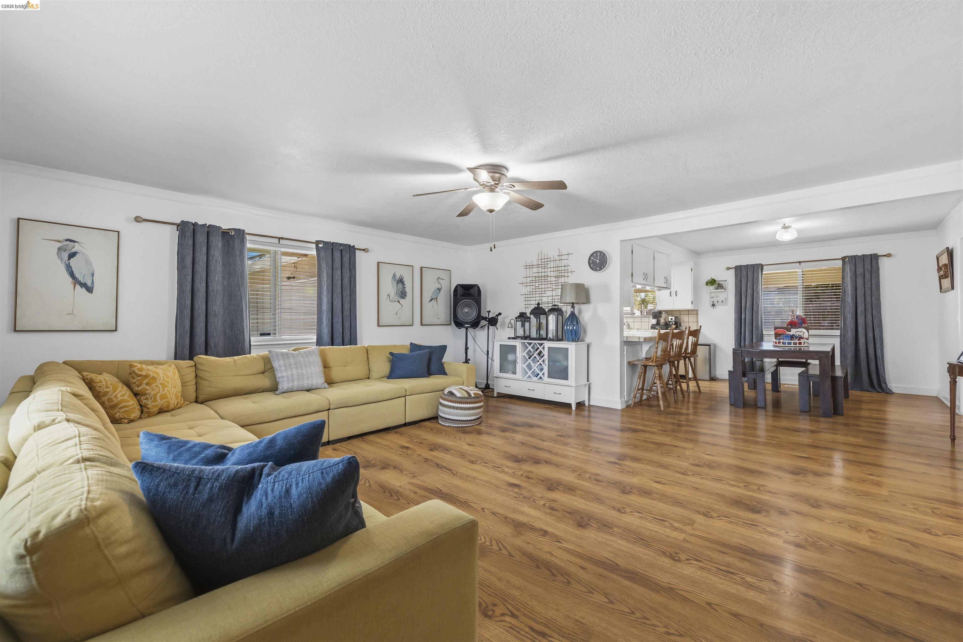 1042 Walnut St, Oakdale, CA 95361 photo 7