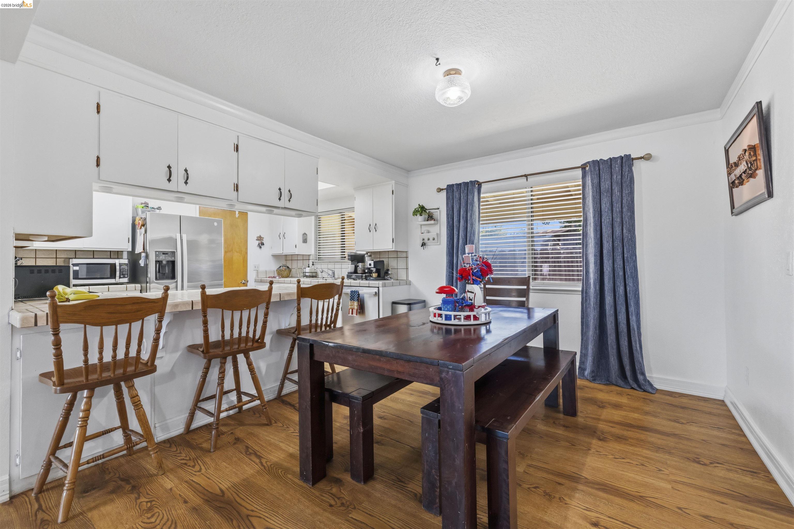 1042 Walnut St, Oakdale, CA 95361 photo 9