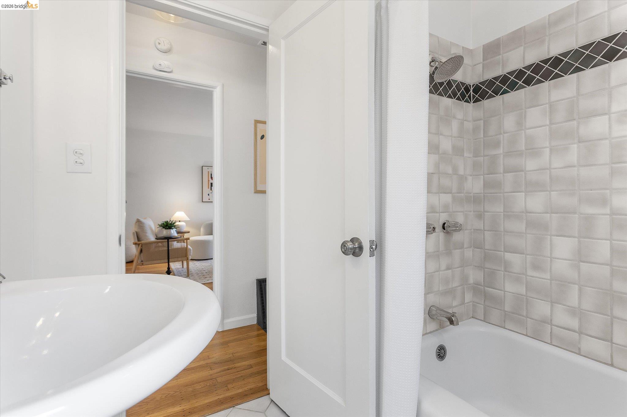 4436 Hyacinth Ave, Oakland CA 94619 — photo 26