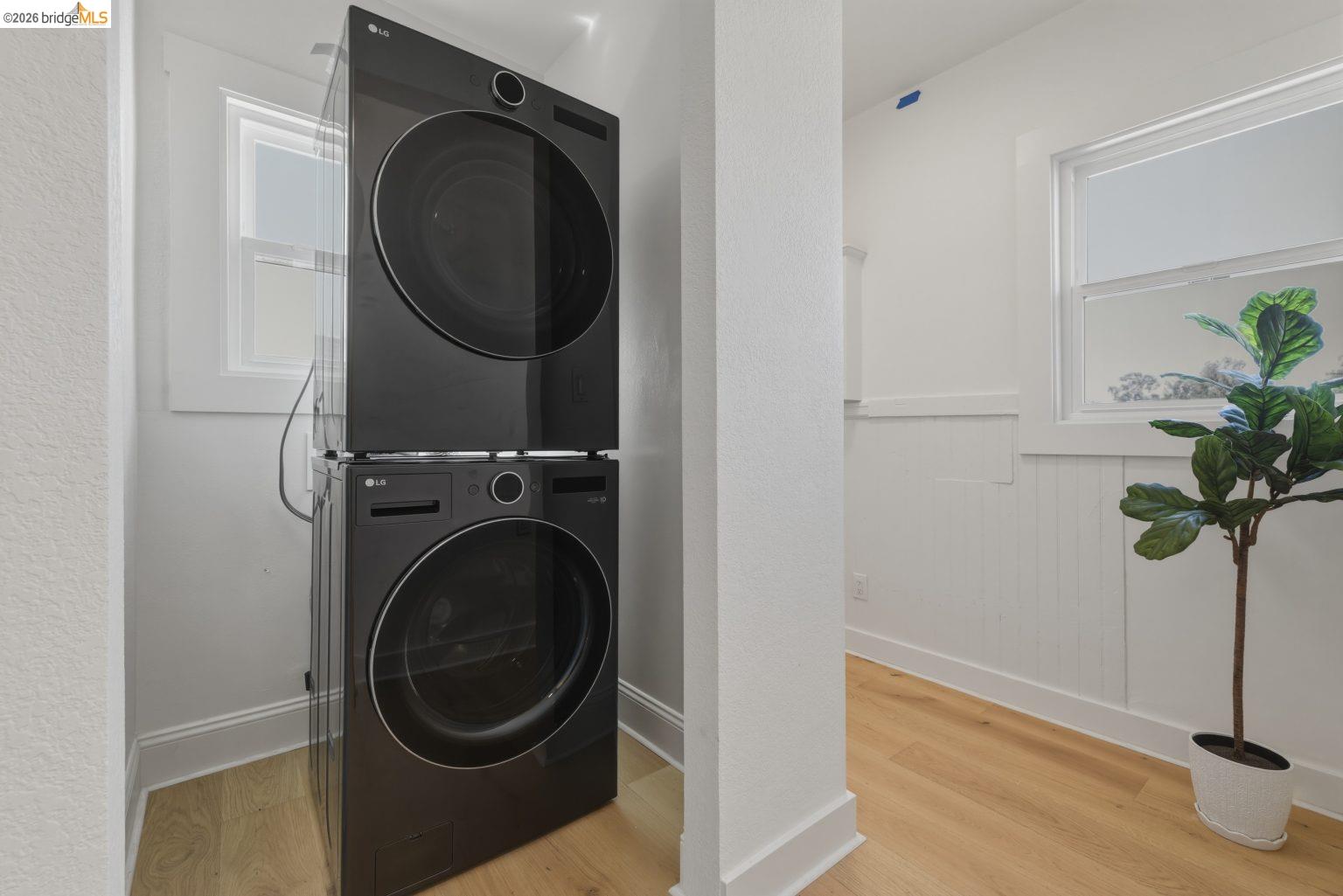 523 25Th St, Oakland CA 94612 — photo 25