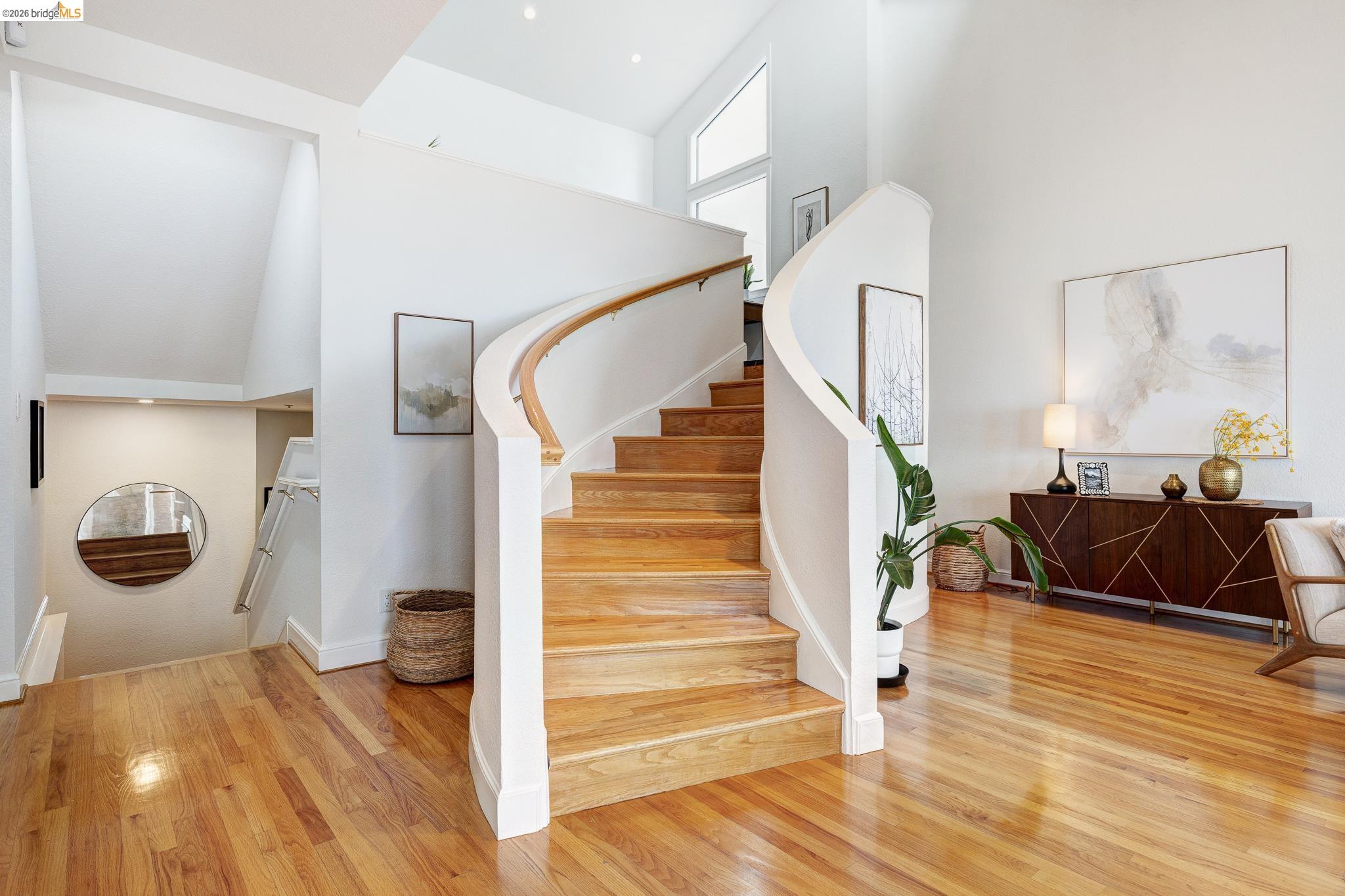 7015 Elverton Dr, Oakland CA 94611 — photo 31